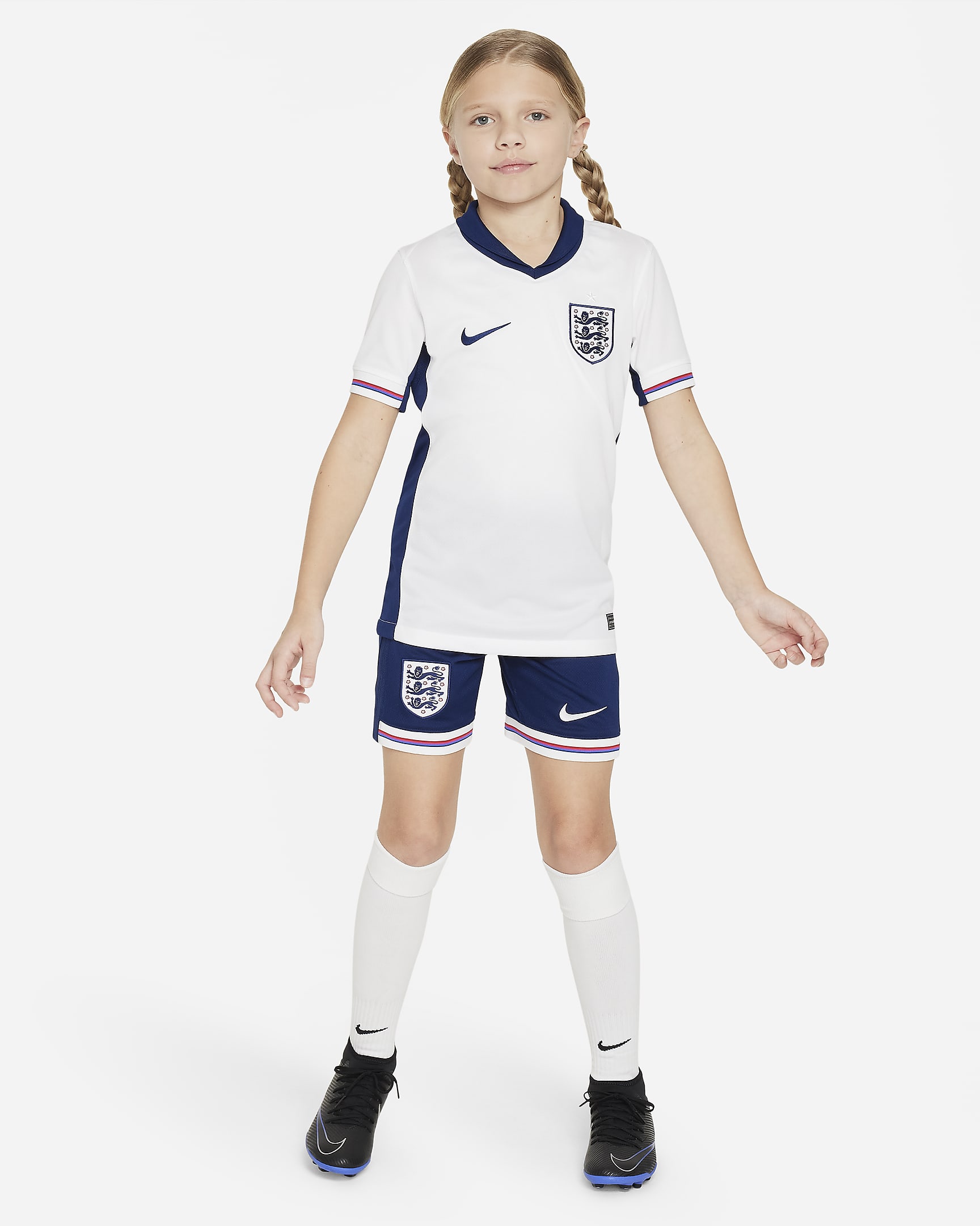 England Men S Team 2024 25 Stadium Home Older Kids Nike Dri FIT   England 2024 25 Stadium Home Older Dri Fit Football Replica Shirt DsL4Tm 