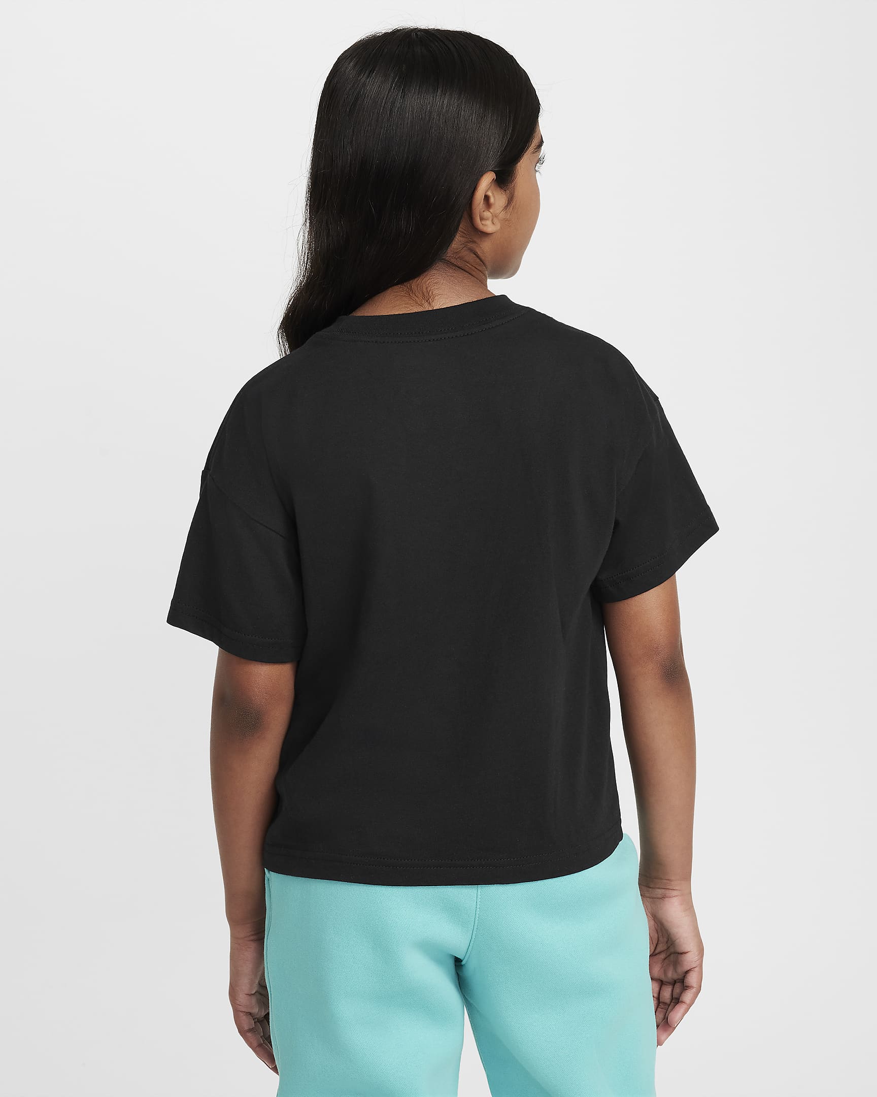 Nike Sportswear Older Kids' (Girls') T-Shirt - Black