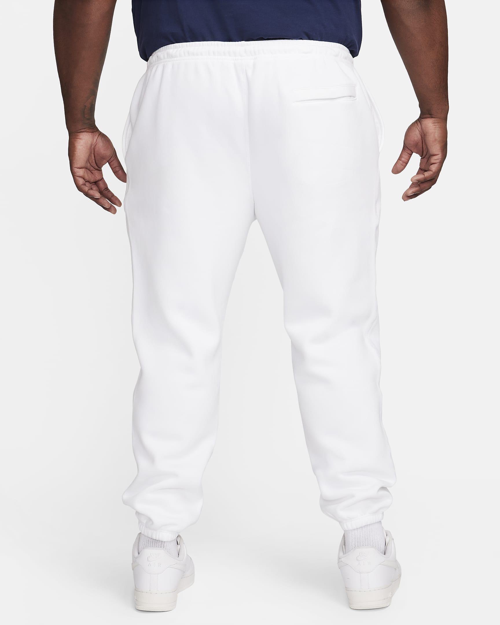 Nike Club Fleece Men's Cuffed Pants.