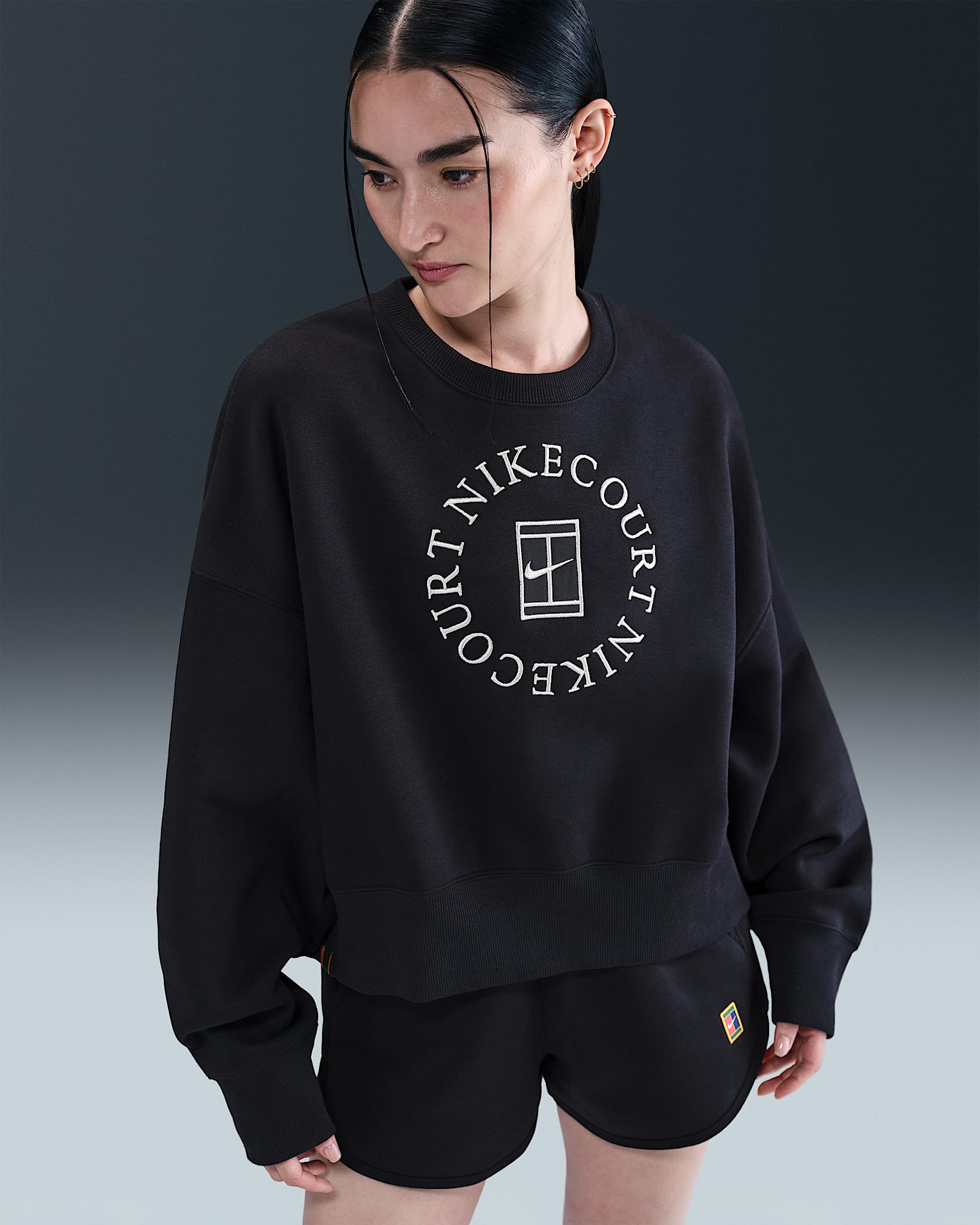 NikeCourt Heritage Phoenix Fleece Women's Over-Oversized Crew-Neck Sweatshirt - Black/Anthracite