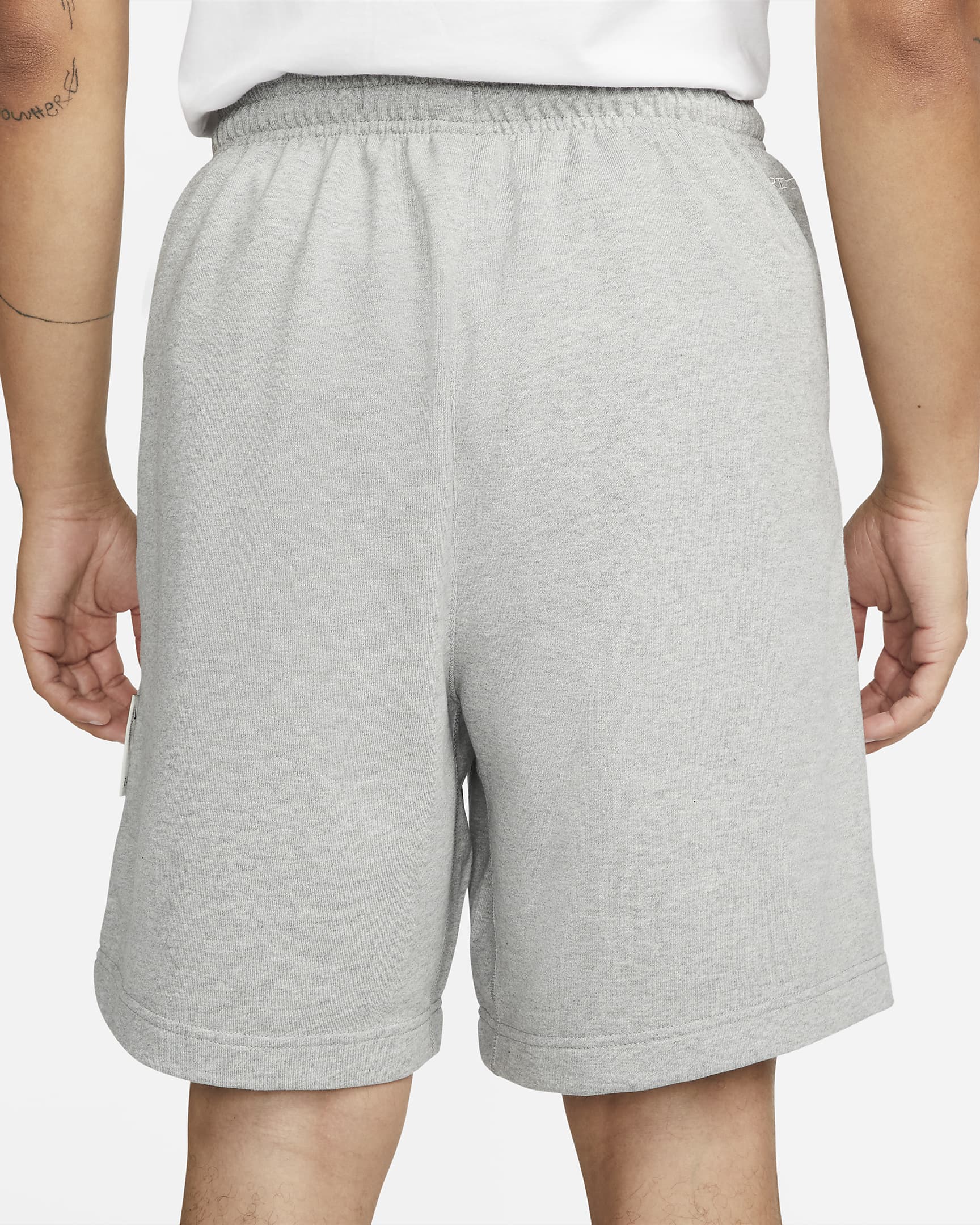 Shorts de básquetbol Dri-FIT de 20 cm para hombre Nike Standard Issue - Gris oscuro jaspeado/Marfil pálido