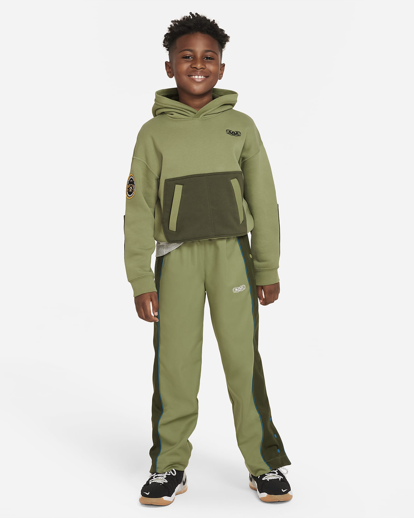 LeBron Big Kids' (Boys') Track Pants. Nike.com