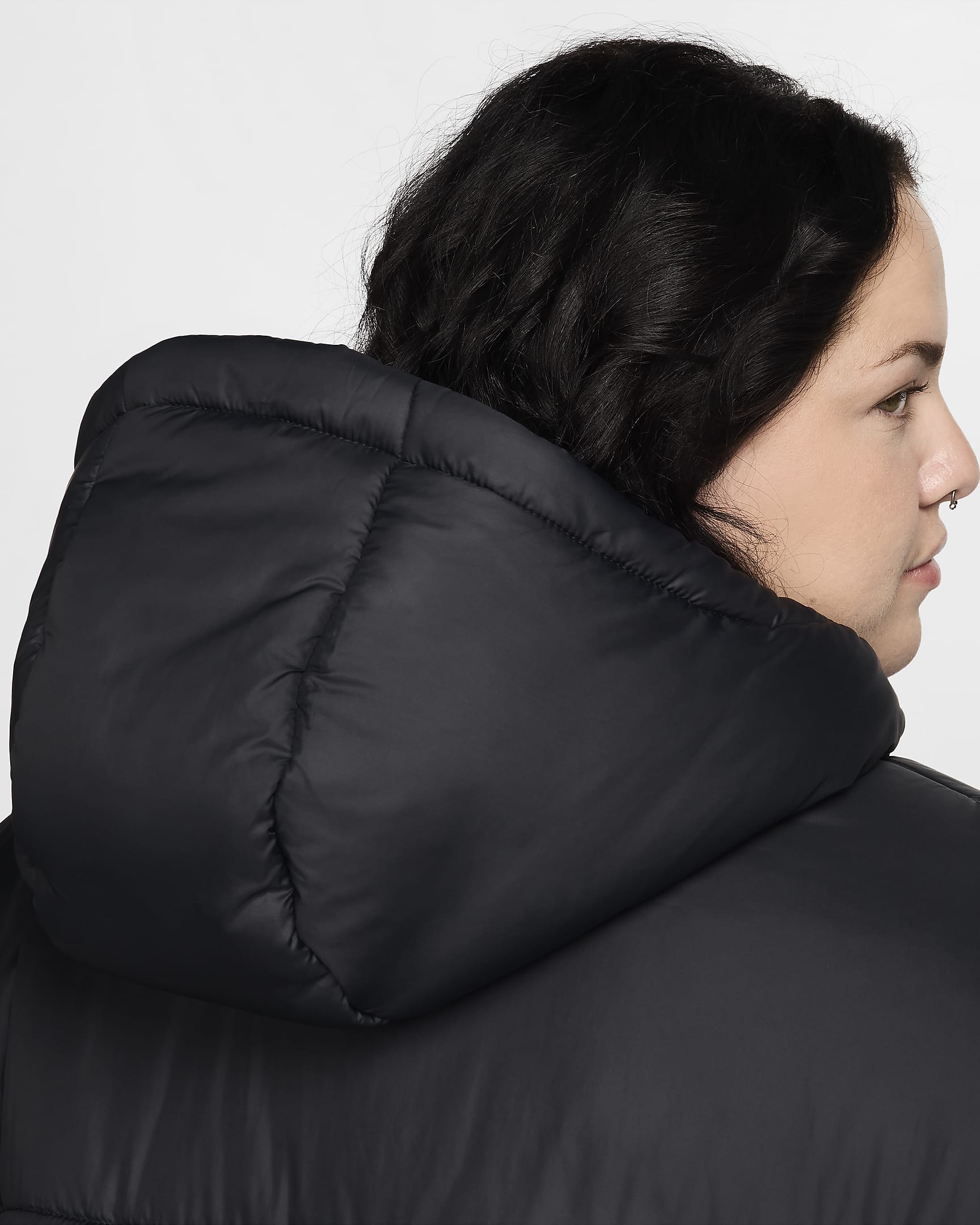 Nike Sportswear Classic Puffer Women's Therma-FIT Loose Hooded Jacket (Plus Size) - Black/White