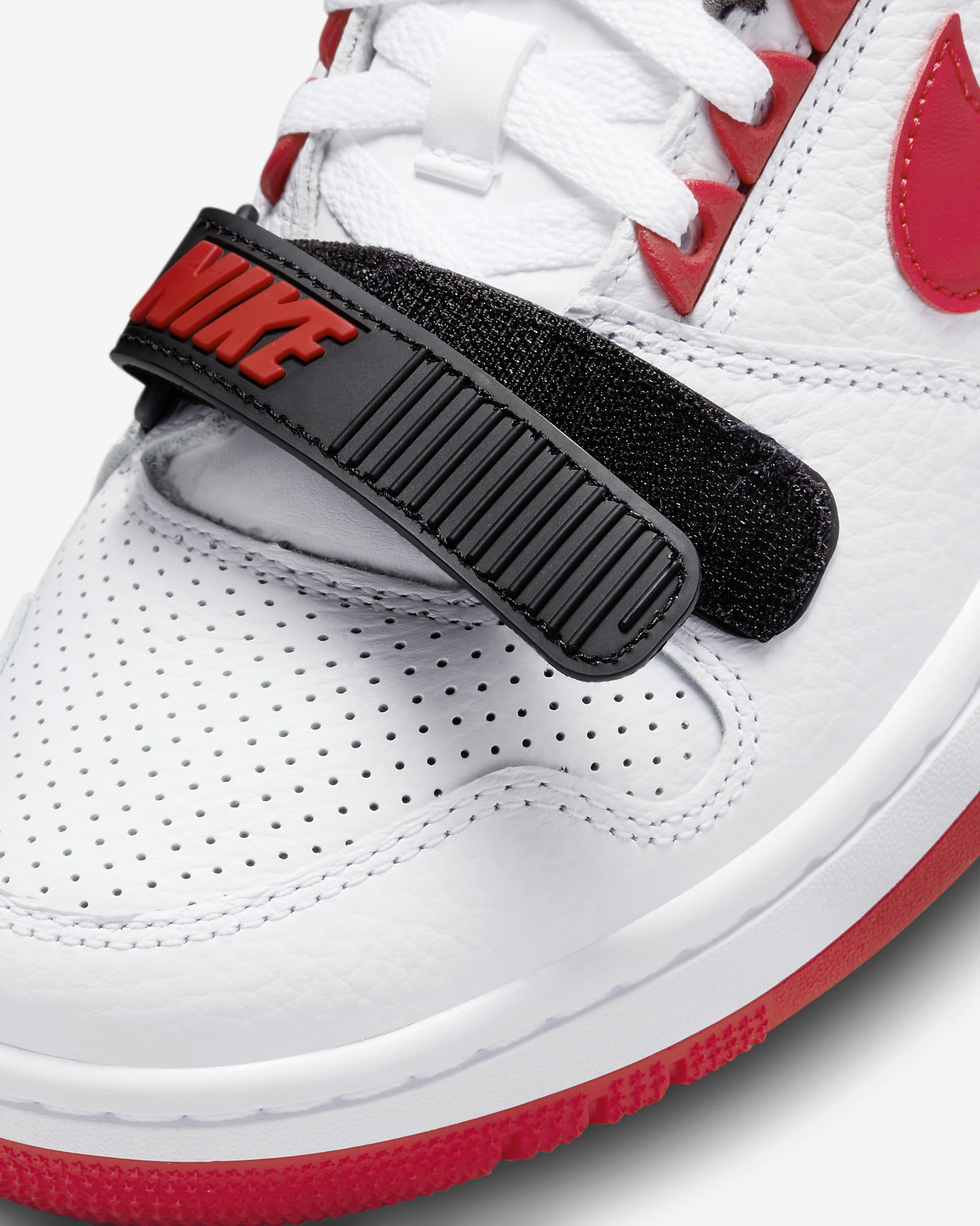 Nike Air Alpha Force 88 férficipő. Nike HU