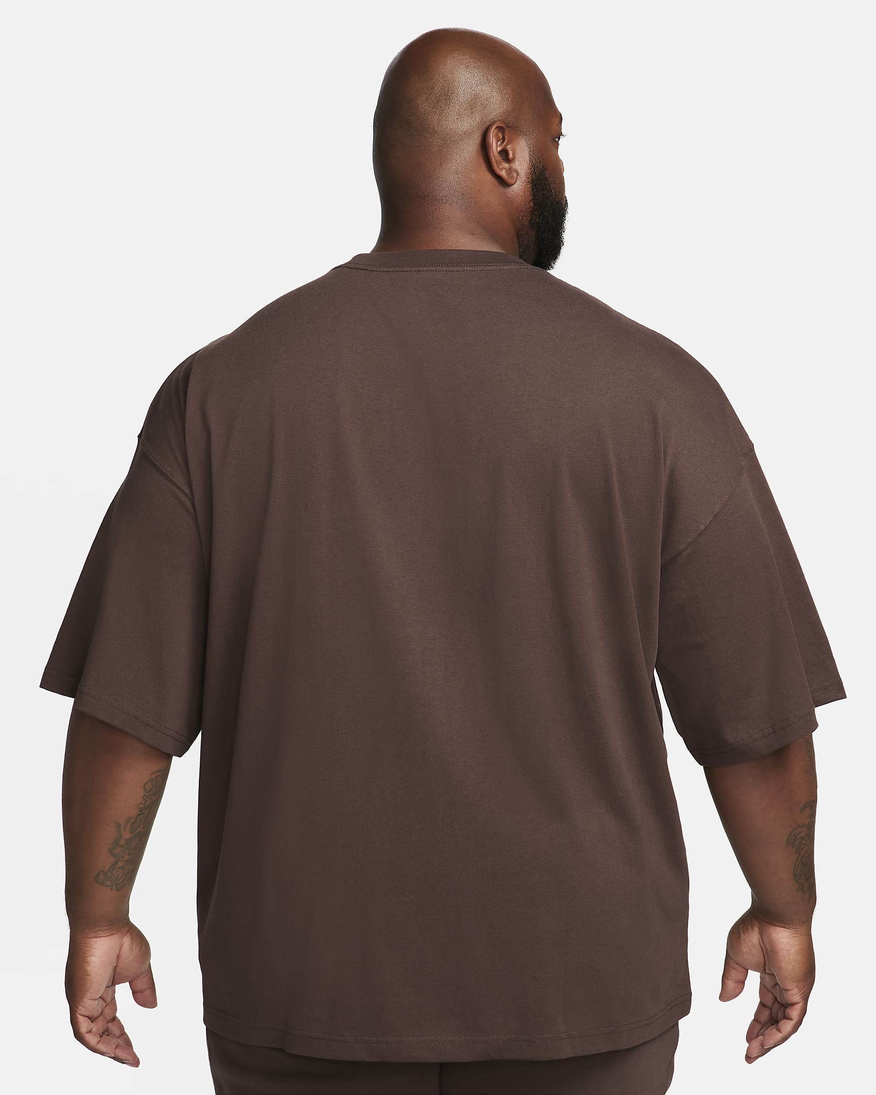 Nike Sportswear Premium Essentials Men's Oversized T-Shirt. Nike SK