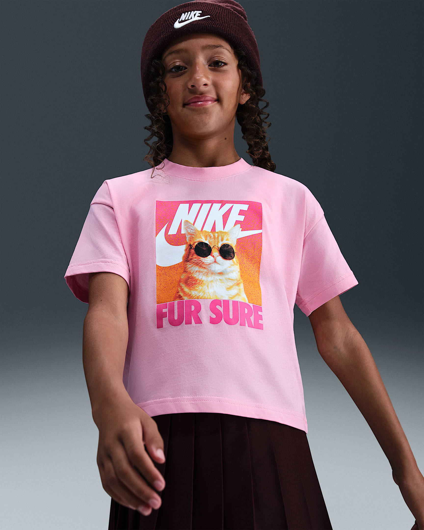 Nike Sportswear-T-shirt til større børn (piger) - Medium Soft Pink