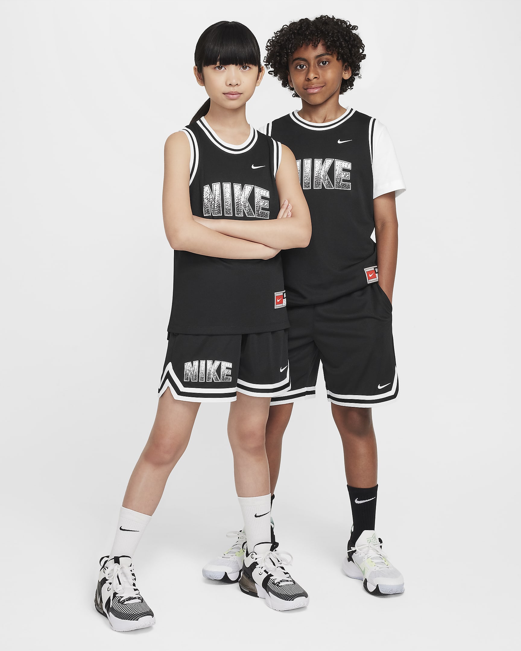 Nike DNA Culture of Basketball Older Kids' Dri-FIT Basketball Shorts - Black/White/Anthracite