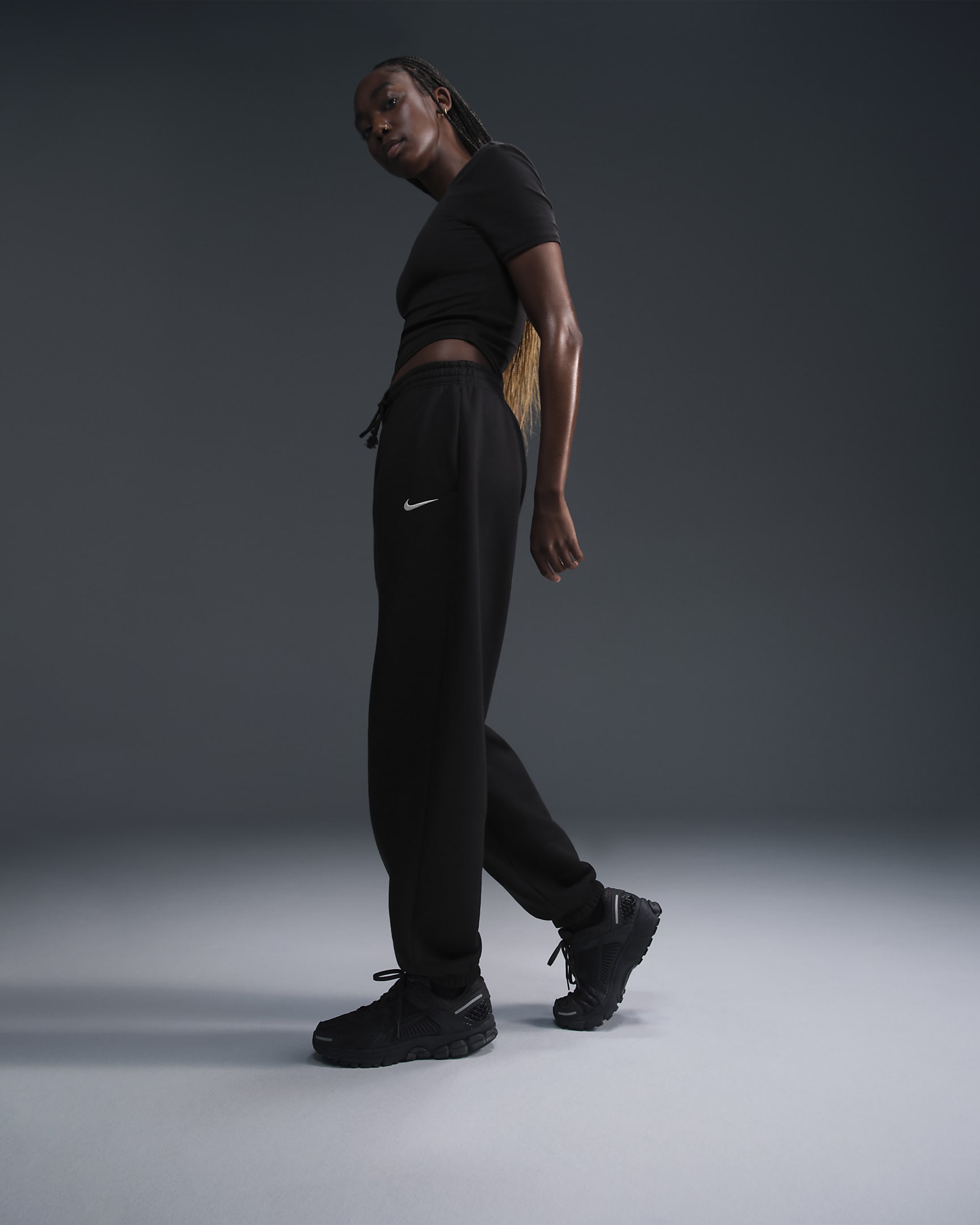 Nike Sportswear Phoenix Fleece Jogger oversize de talle alto - Mujer - Negro/Sail