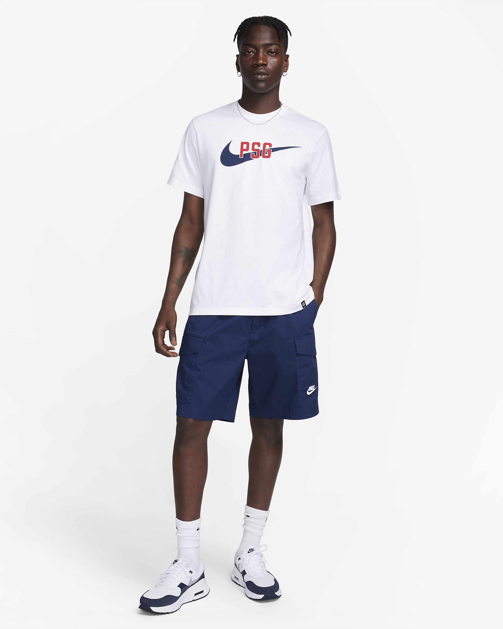 Playera Nike para hombre Paris Saint-Germain Swoosh. Nike.com