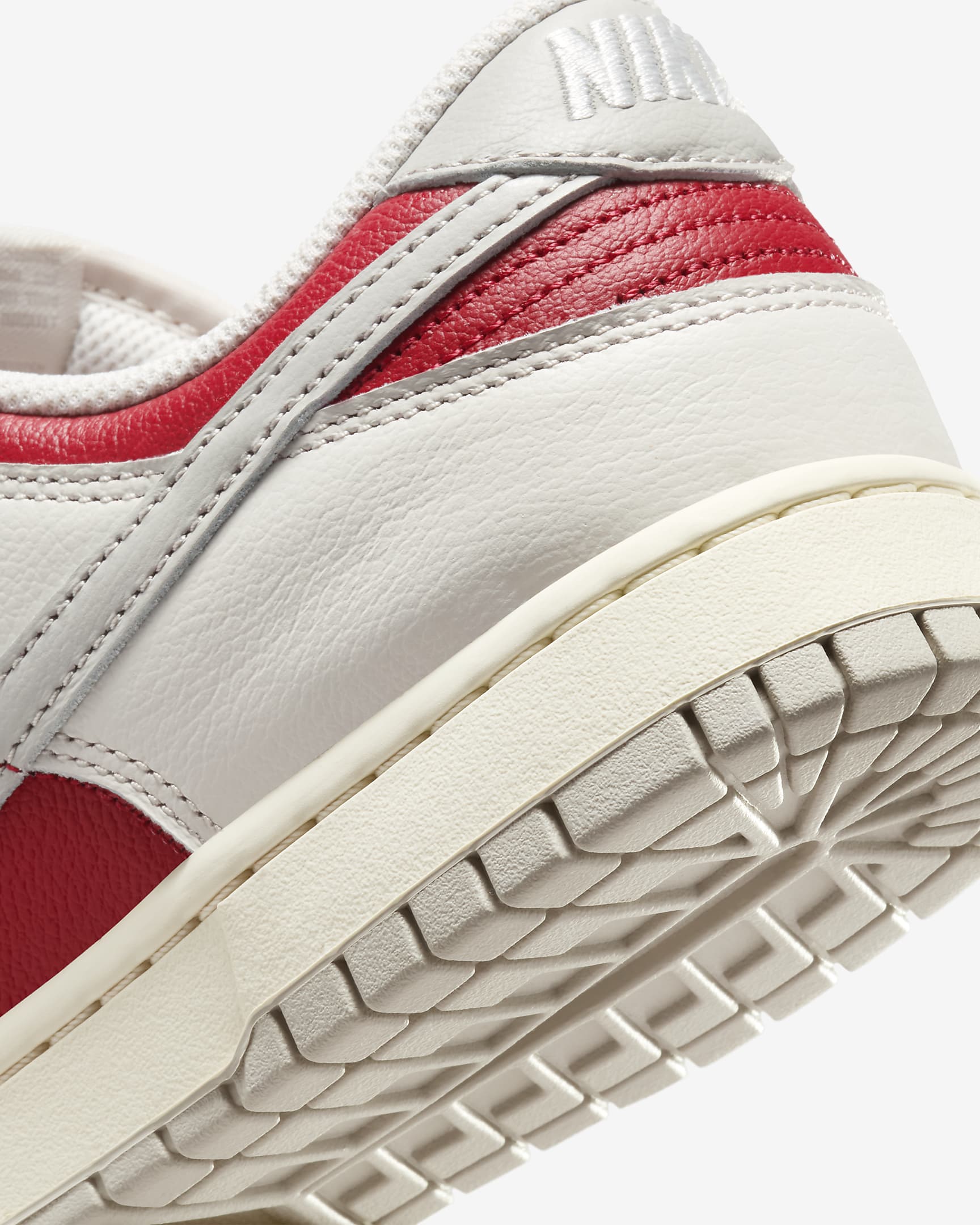 Nike Dunk Low Retro schoenen - Phantom/Gym Red/Pale Ivory/Light Iron Ore