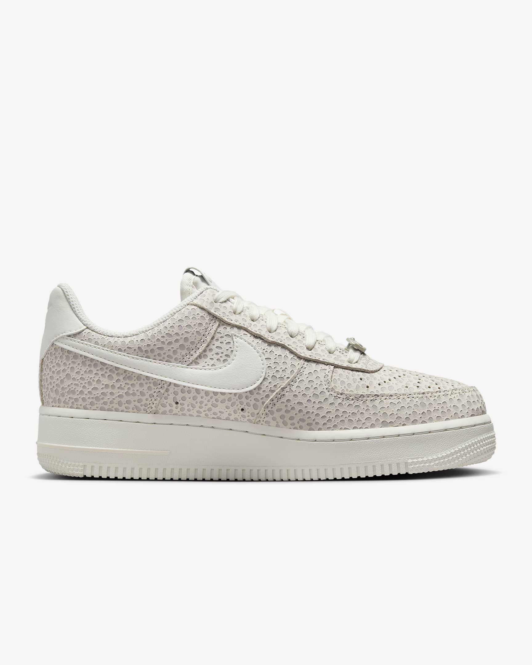 Sapatilhas Nike Air Force 1 '07 Premium para mulher - Phantom/Sail/Prateado metalizado