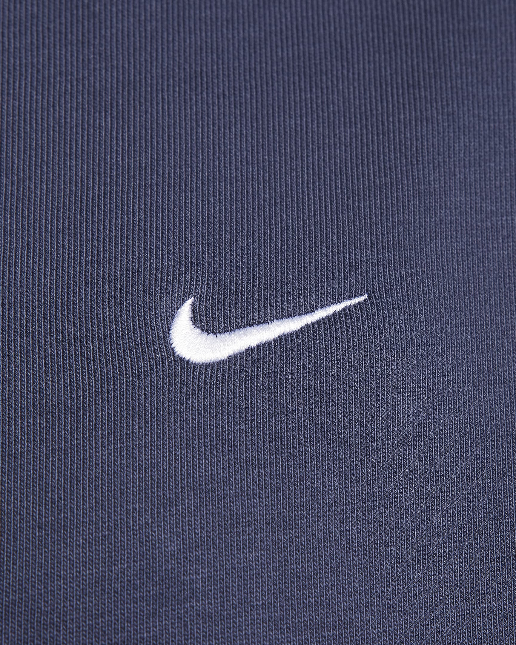 Nike Solo Swoosh Men's Fleece Crew. Nike BG