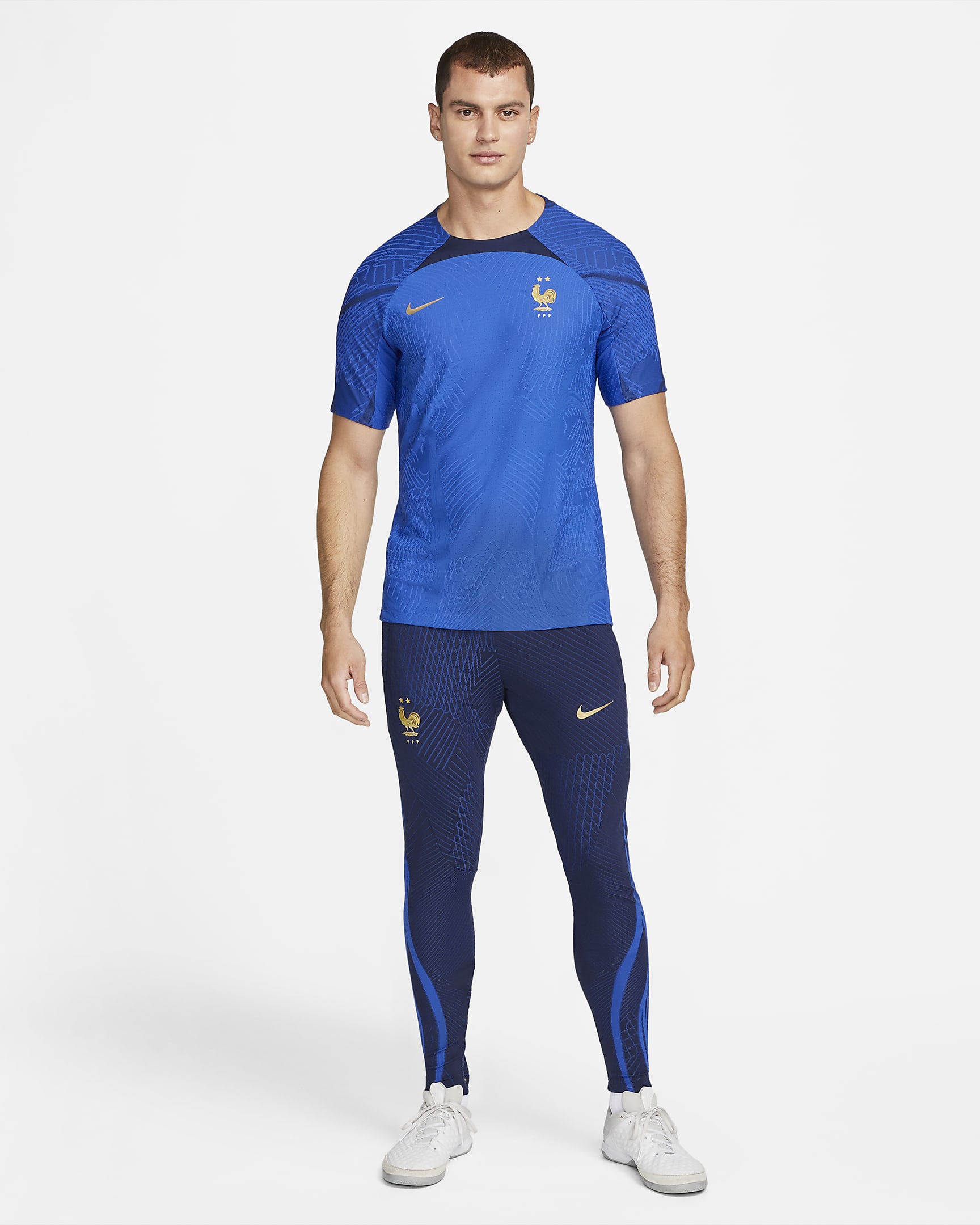 FFF Strike Elite Men's Nike Dri-FIT ADV Short-Sleeve Football Top. Nike IE