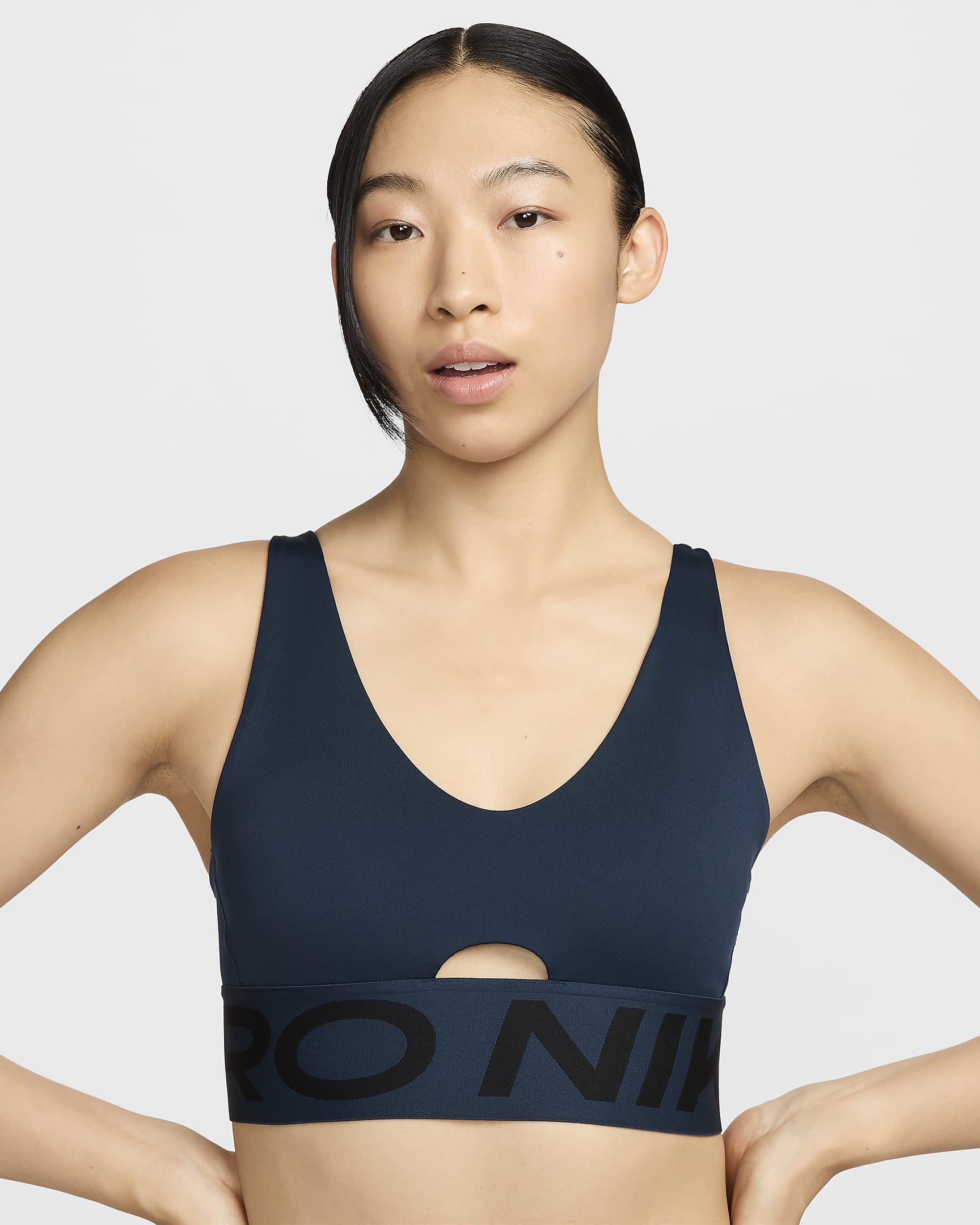 Brassière de sport rembourrée à maintien normal Nike Pro Indy Plunge pour femme - Armory Navy/Noir/Blanc