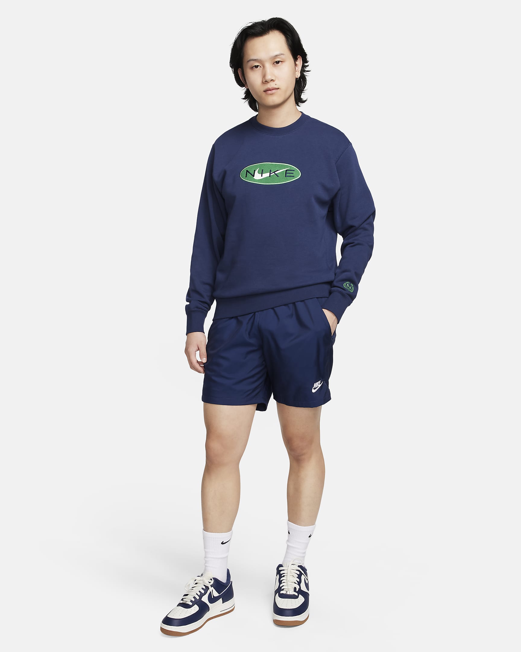 Nike Sportswear Men's French Terry Crewneck Sweatshirt - Midnight Navy/Aloe Verde/Midnight Navy