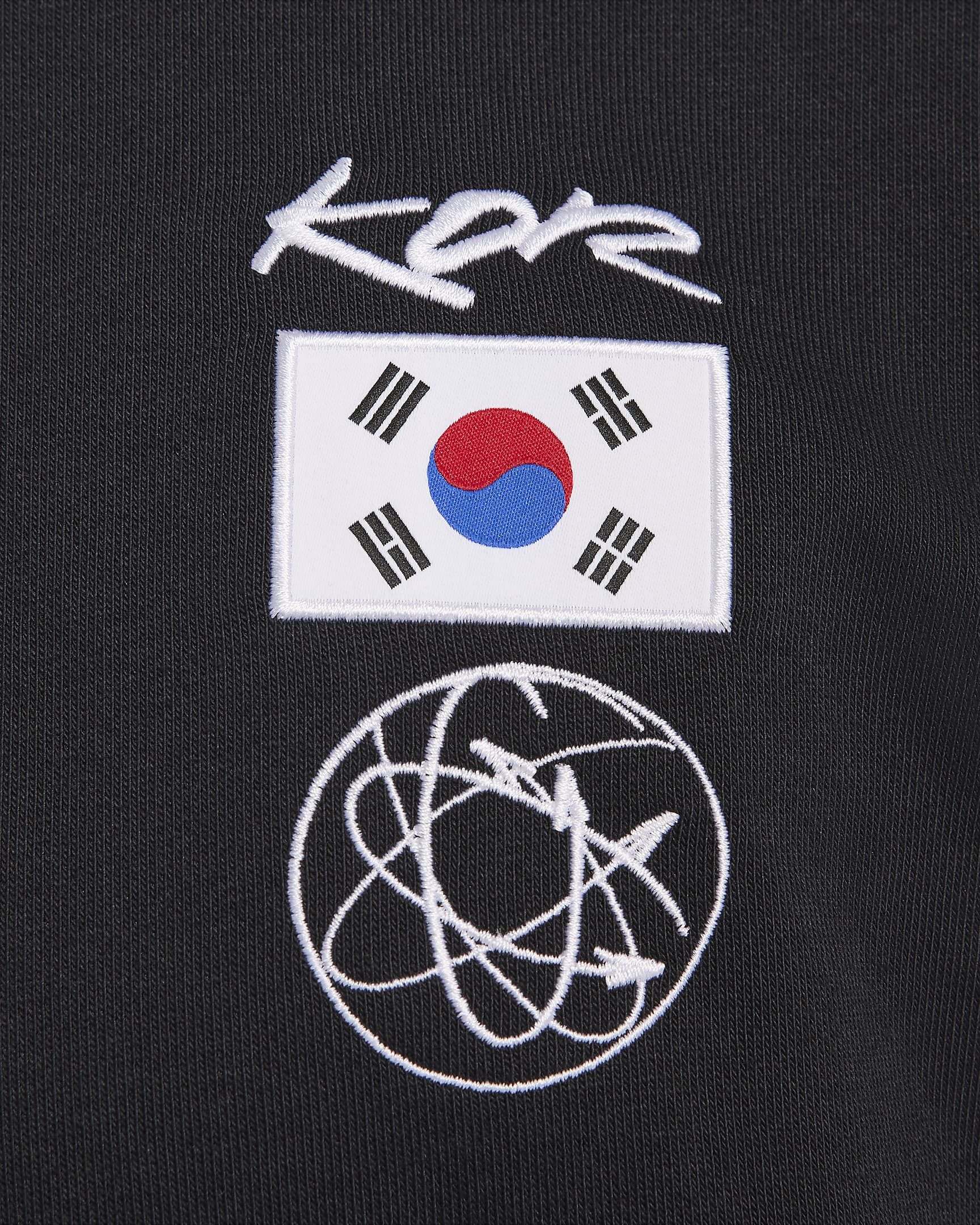 Korea Solo Men's Nike Dri-FIT ADV Breaking Crew-Neck Sweatshirt - Black/White