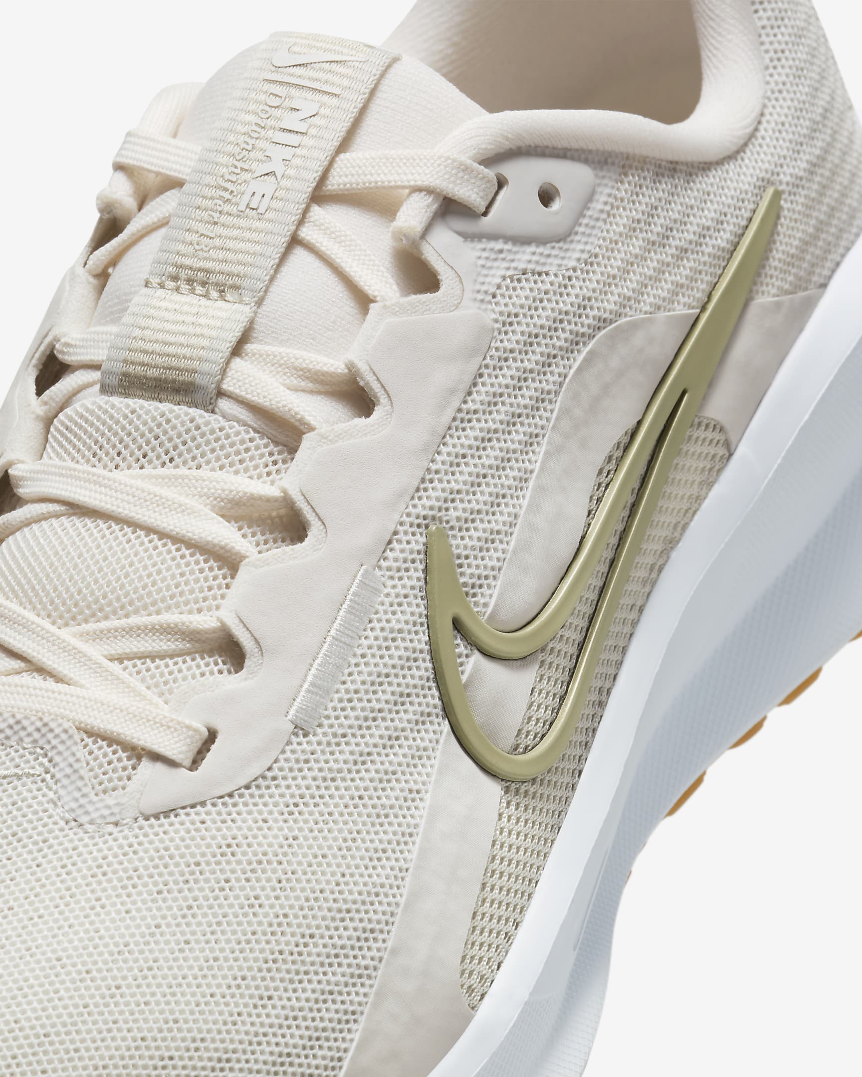 Nike Downshifter 13 女款路跑鞋 - Phantom/Light Bone/Gum Light Brown/Neutral Olive