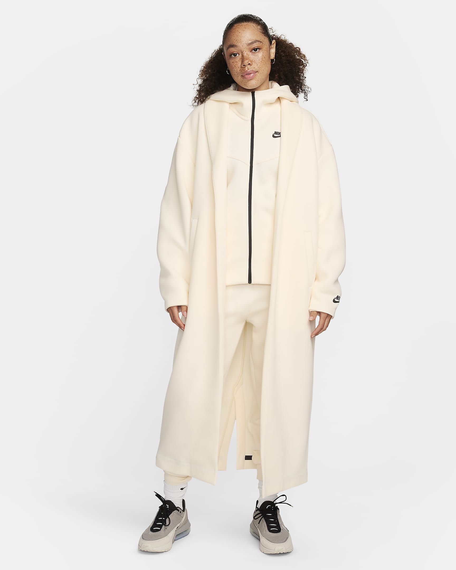 Veste oversize stylée Nike Sportswear Tech Fleece pour femme - Pale Ivory/Noir