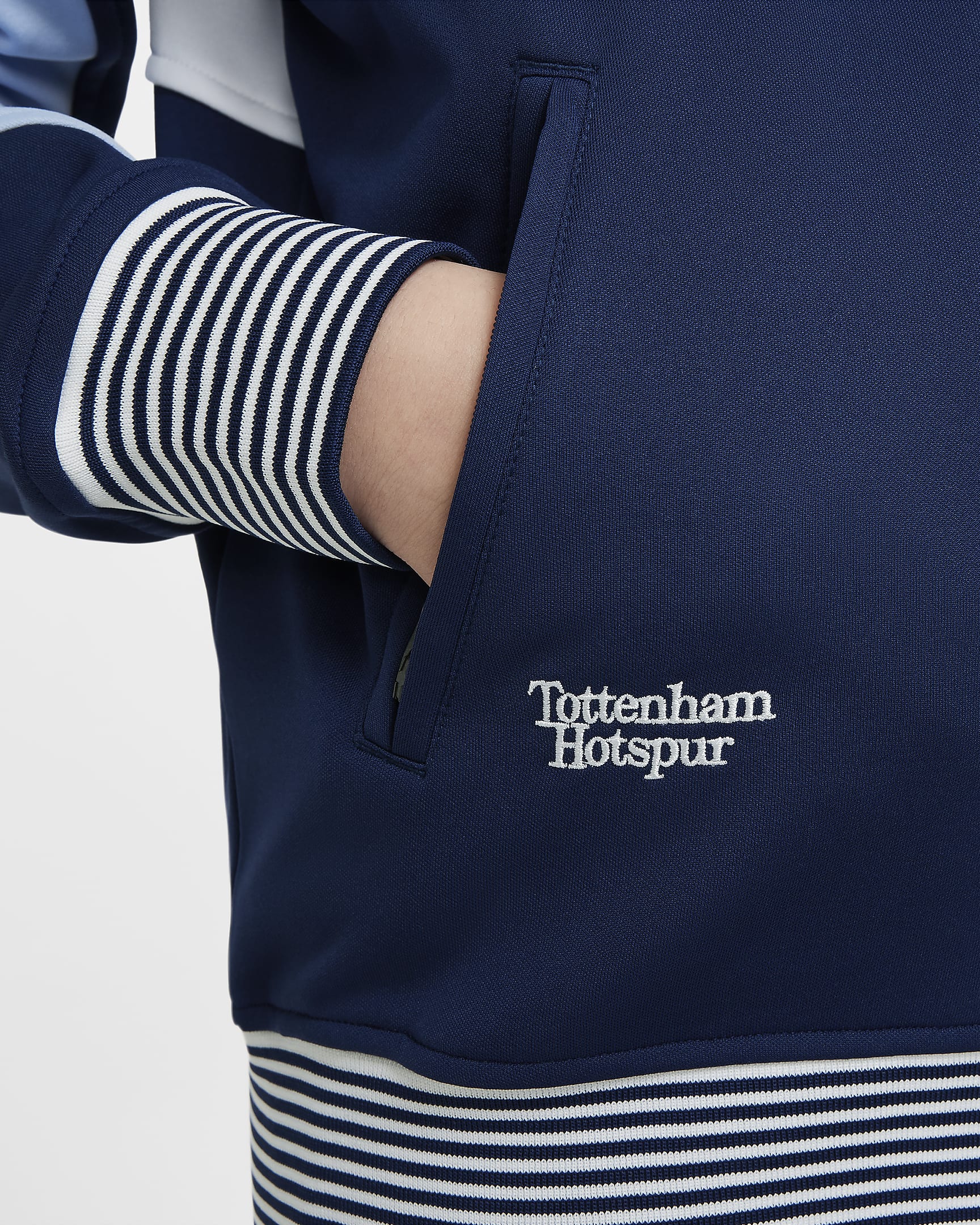 Tottenham Hotspur Academy Pro Nike Dri-FIT Hymnen-Fußballjacke für ältere Kinder - Binary Blue/Cobalt Bliss/Weiß