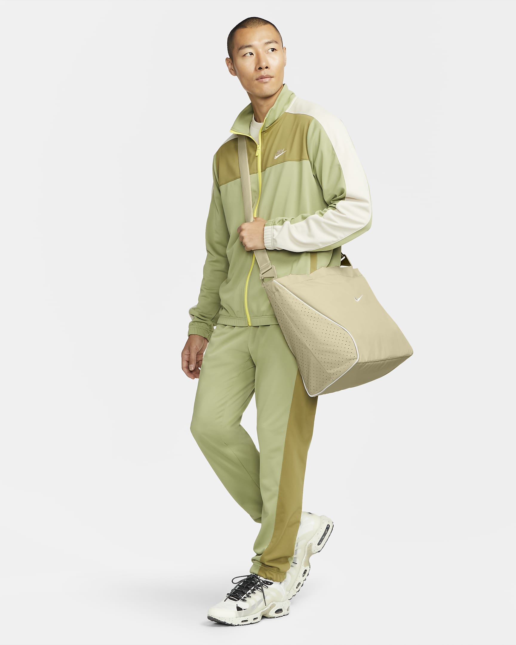 tote nike sportswear essentials