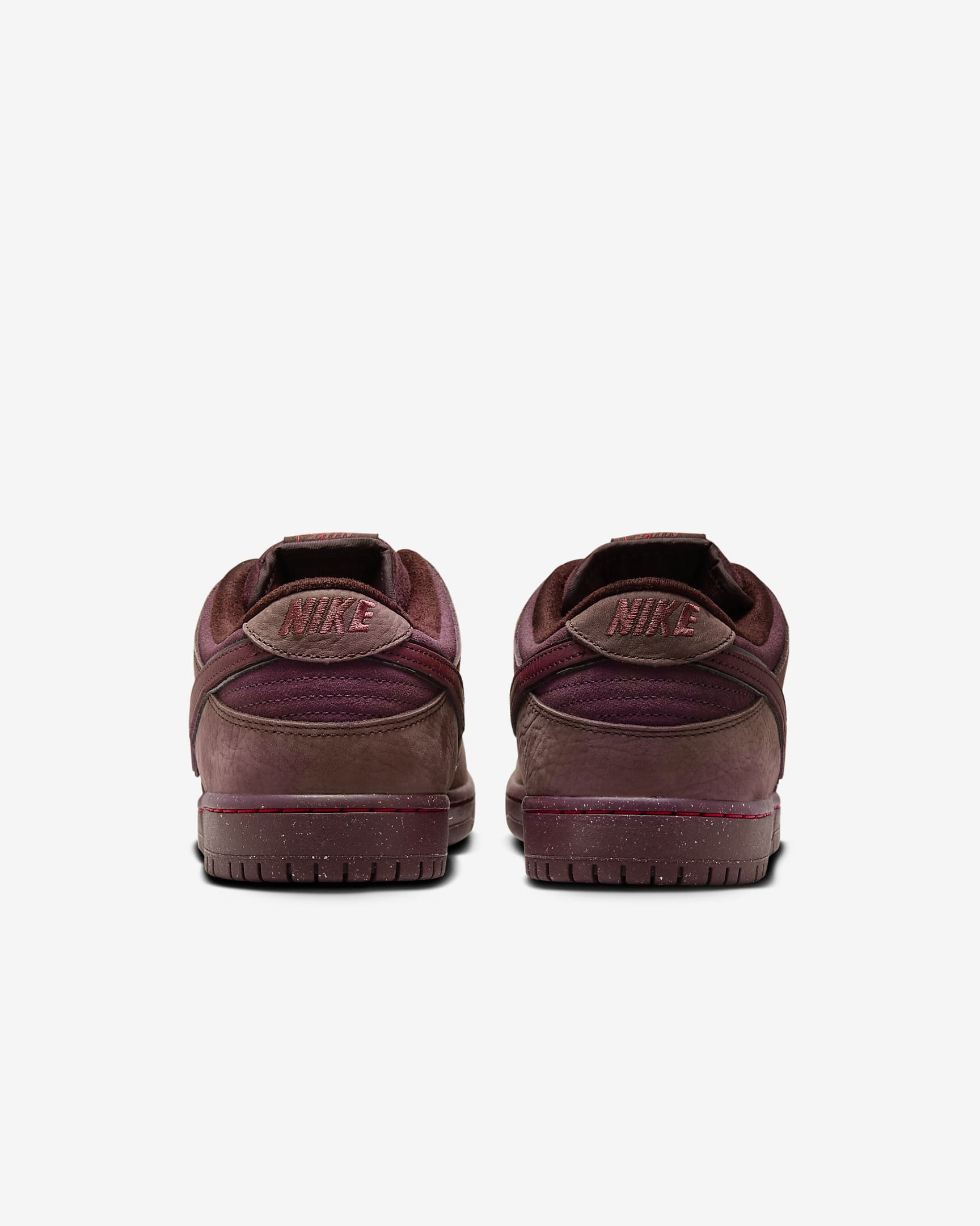 Nike SB Dunk Low Premium gördeszkás cipő - Burgundy Crush/Earth/Dark Pony/Dark Team Red