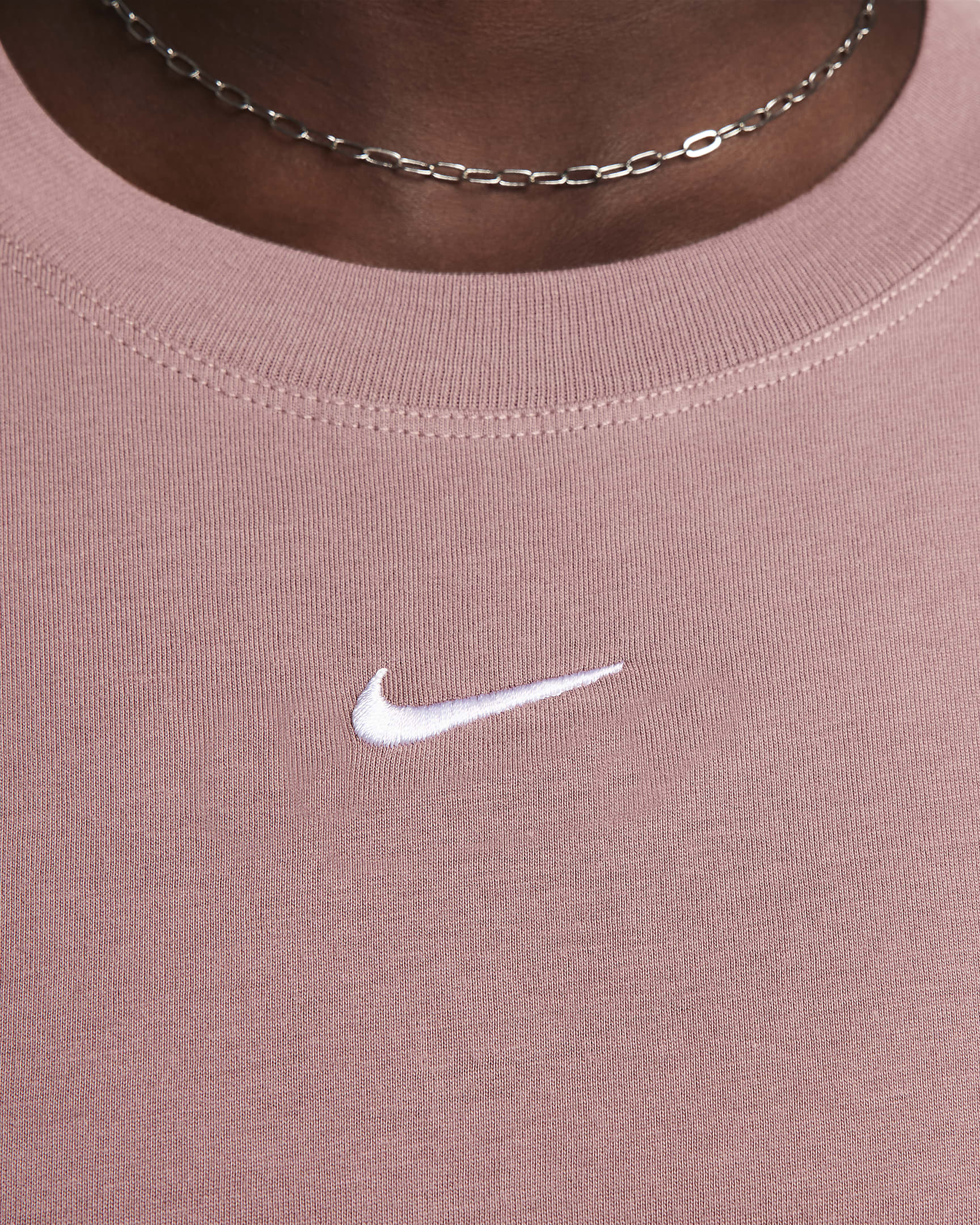 Playera para mujer Nike Sportswear Essential - Malva humeante/Blanco