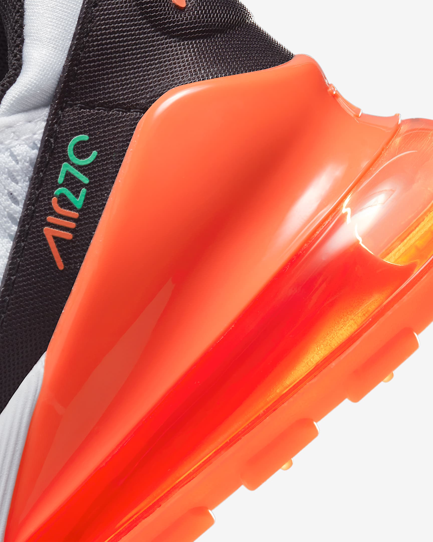 Nike Air Max 270 Older Kids' Shoes. Nike IE