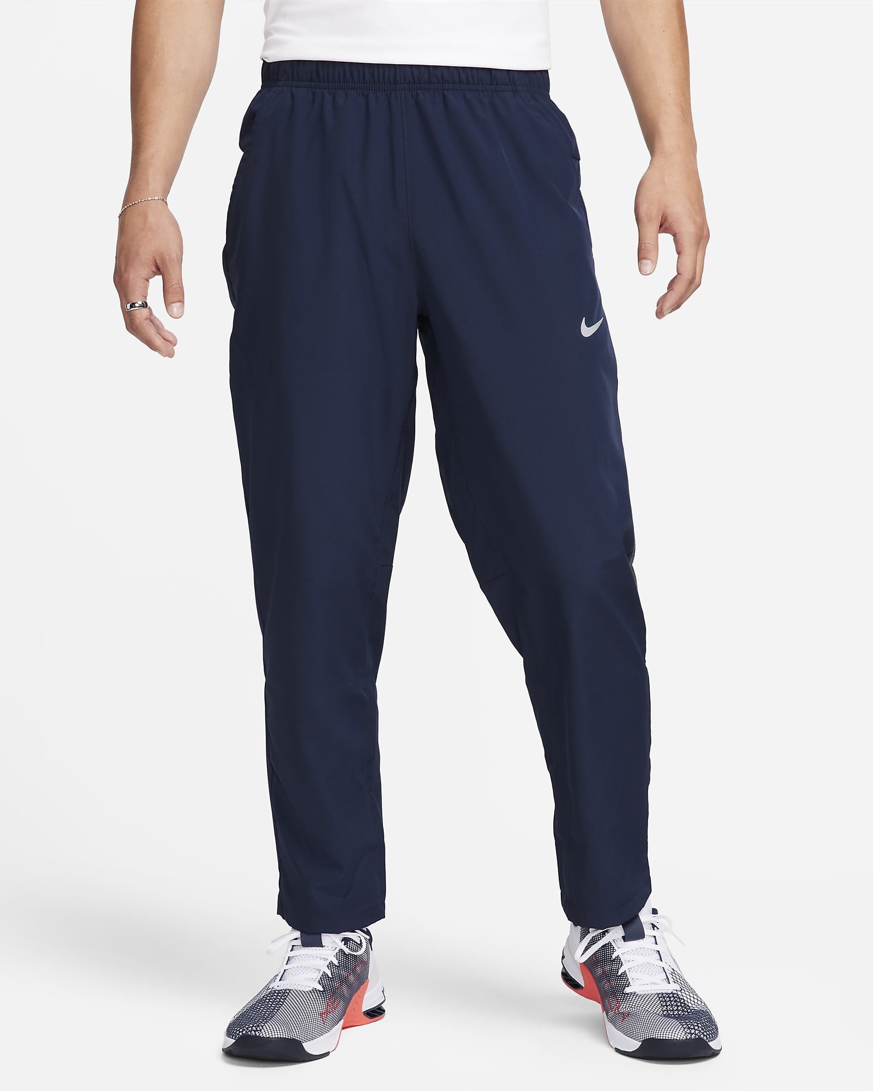 Nike Form Men's Dri-FIT Open-Hem Versatile Trousers - Obsidian/Black