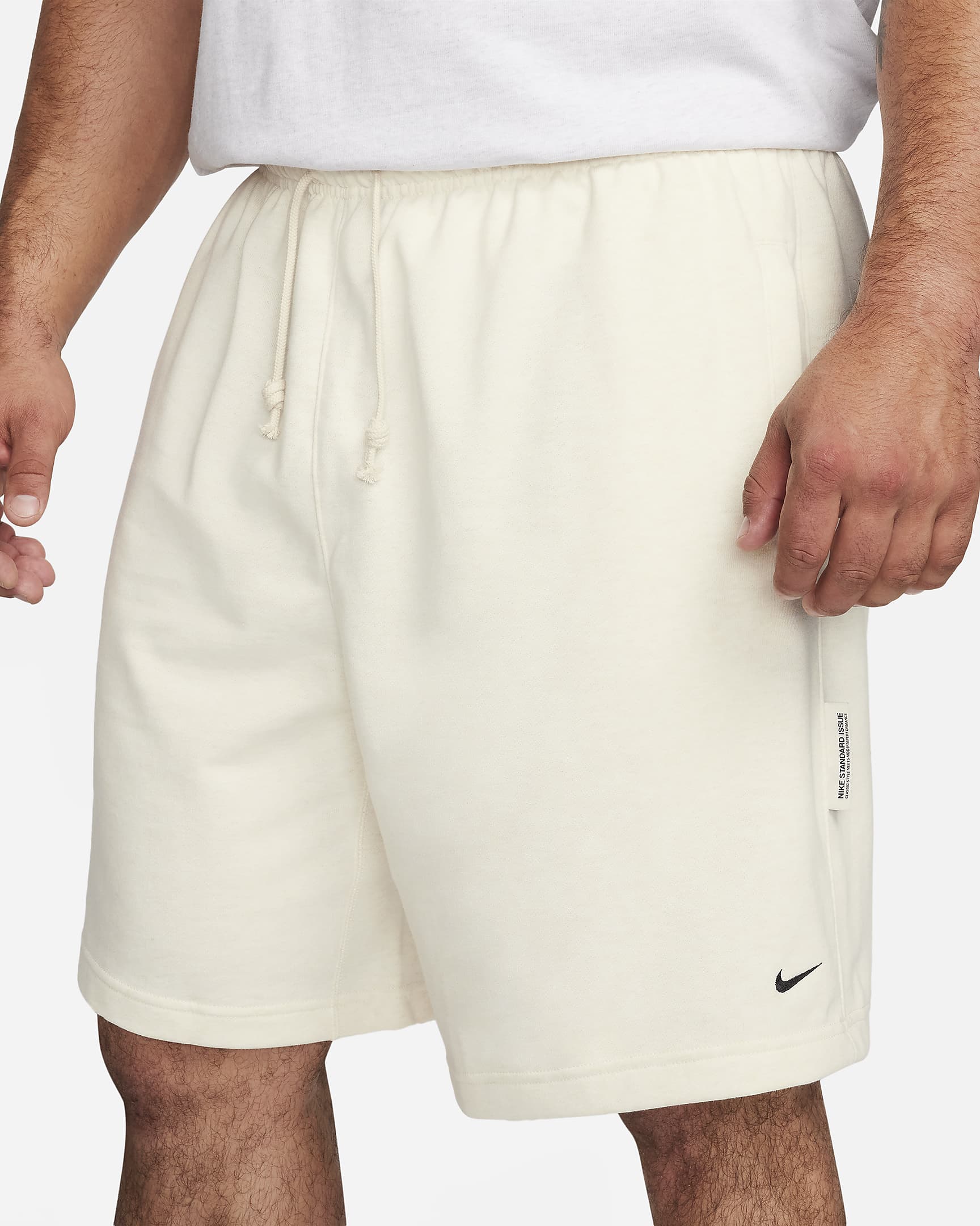 Nike Standard Issue Men's Dri-FIT 8