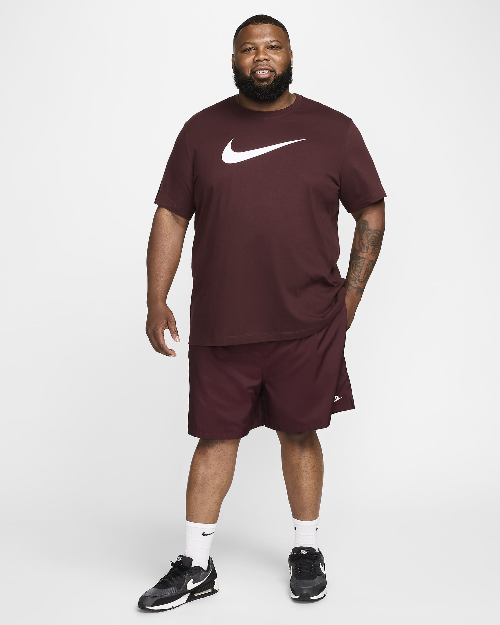 Nike Sportswear Swoosh Men's T-Shirt - Burgundy Crush