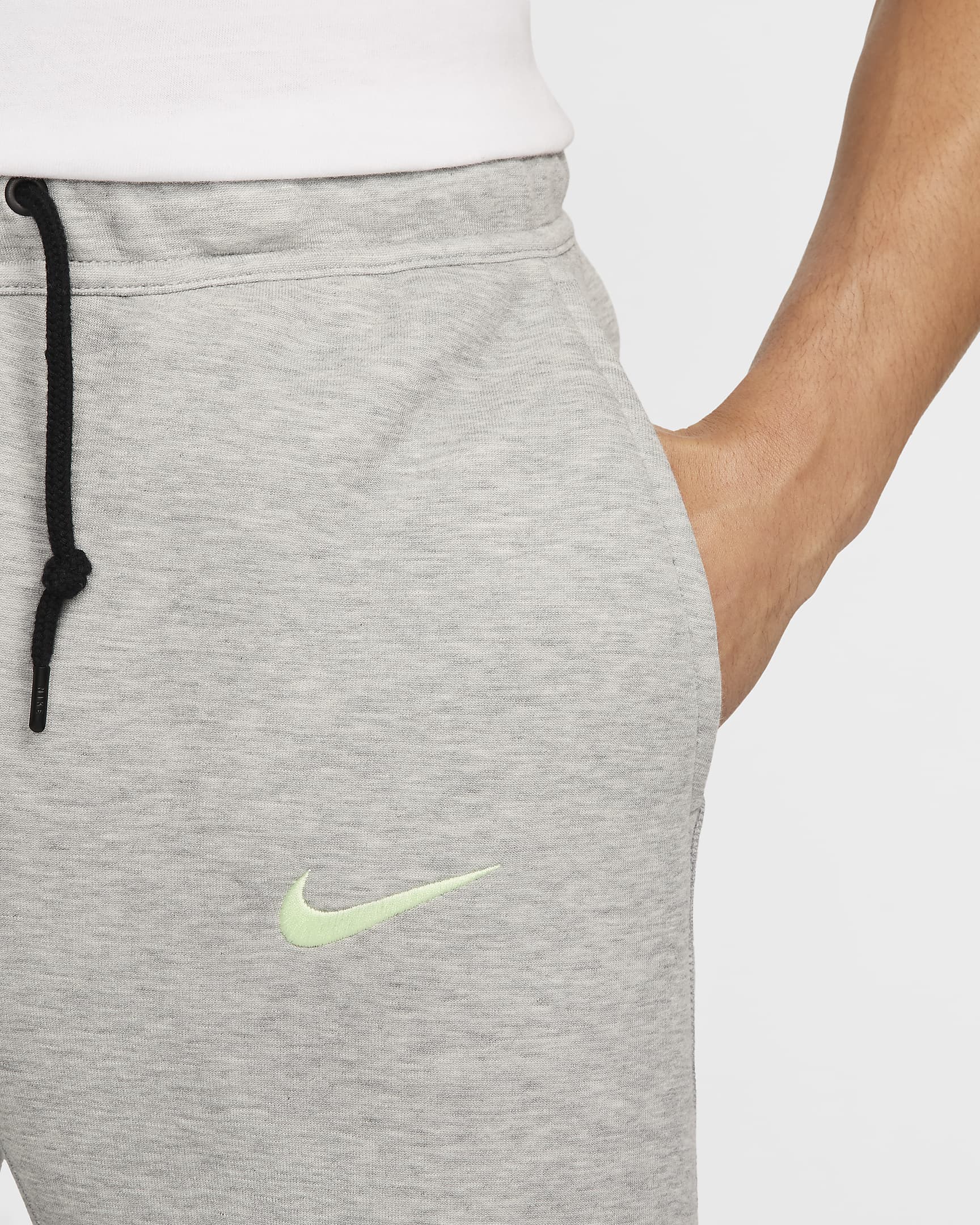 F.C. Barcelona Tech Fleece Men's Nike Football Joggers - Dark Grey Heather/Barely Volt