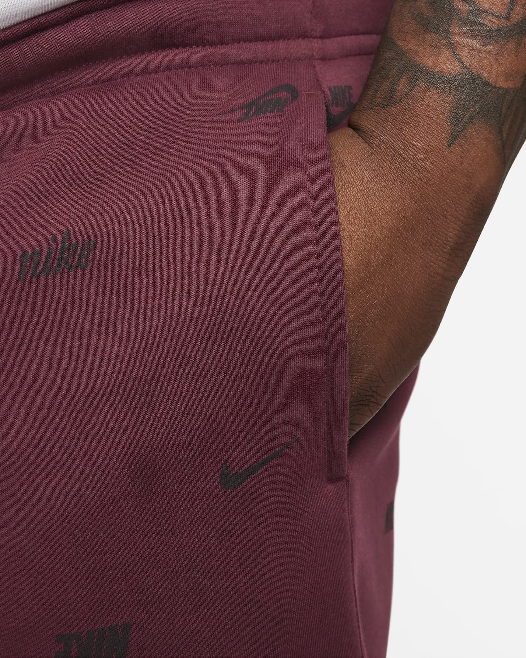 Nike Club Fleece Men's Brushed-Back Allover Print Joggers. Nike.com