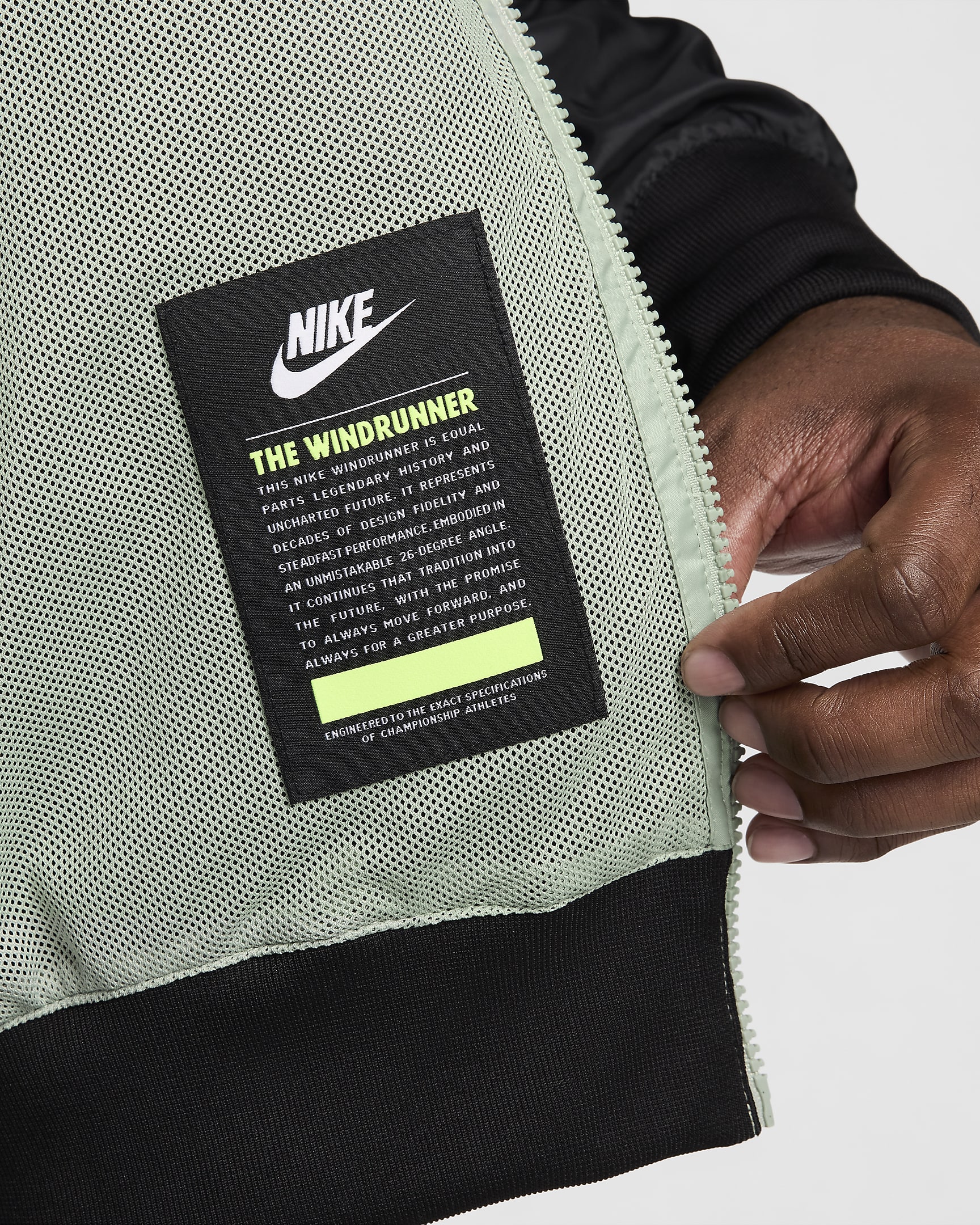 Chamarra con gorro para hombre Nike Sportswear Windrunner - Negro/Horizonte jade/Negro