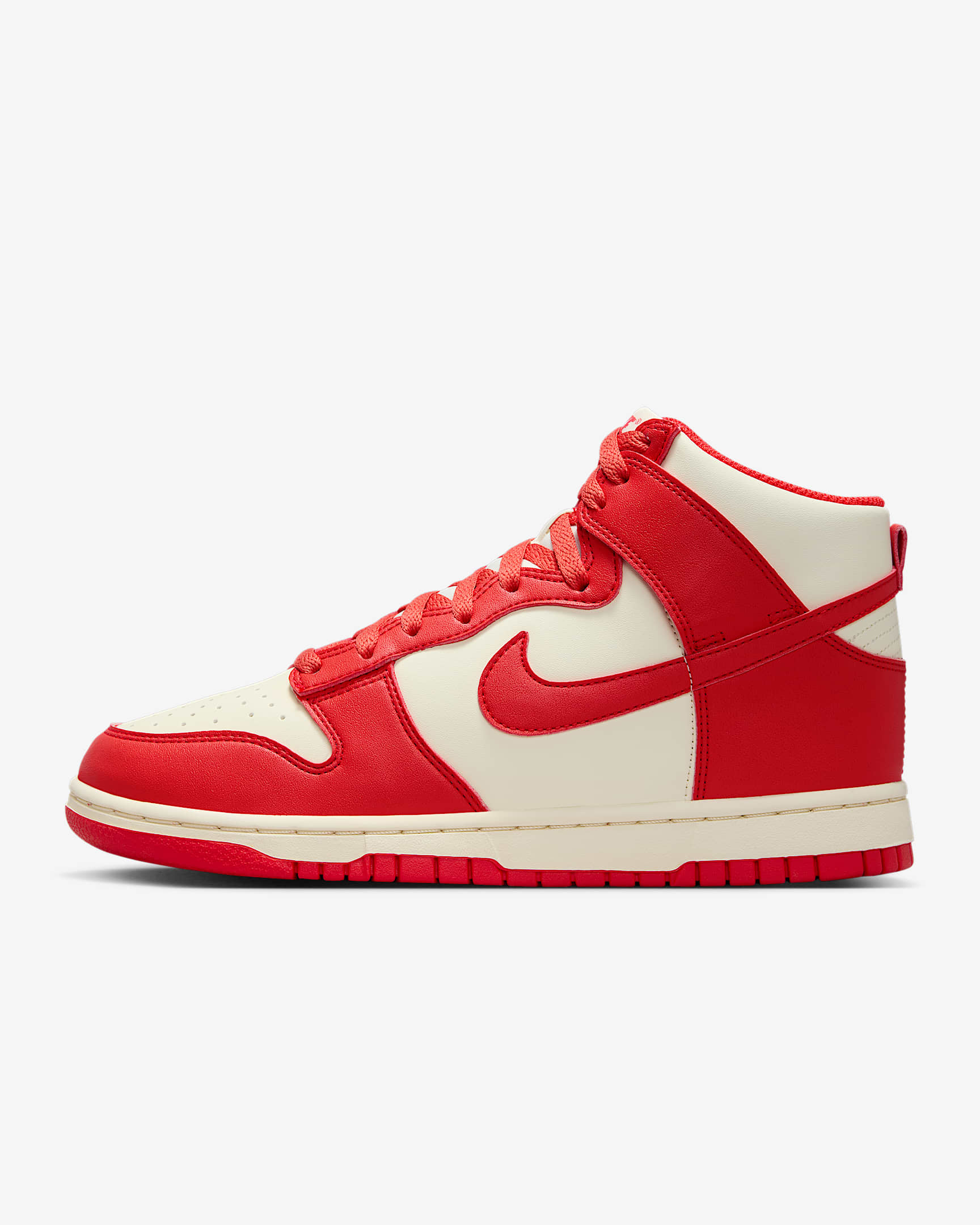 Tenis para mujer Nike Dunk High Next Nature - Leche de coco/Carmesí claro