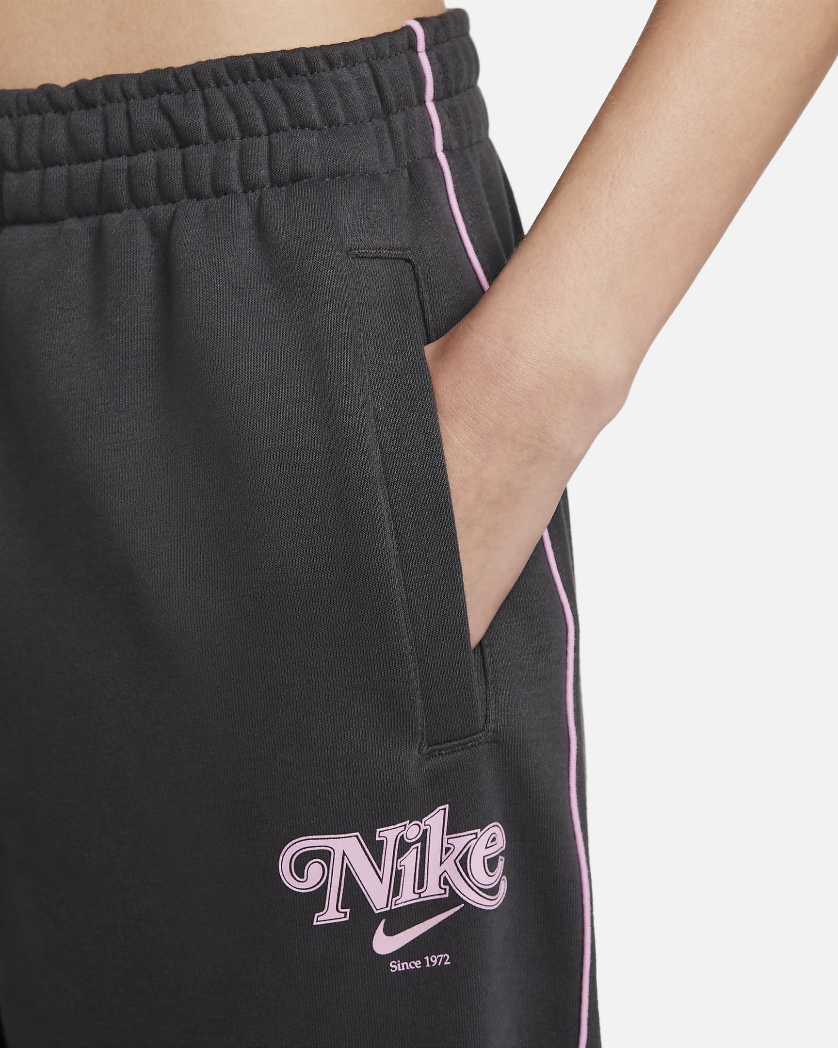 Nike Sportswear Women's Straight-Leg French Terry Trousers. Nike UK