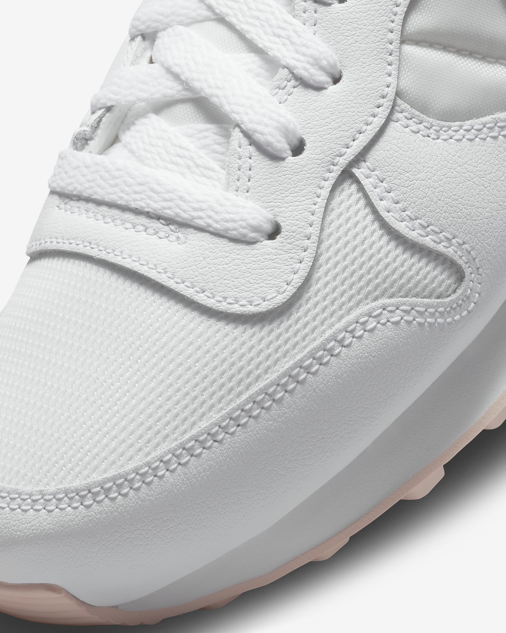 womens nike internationalist sneakers