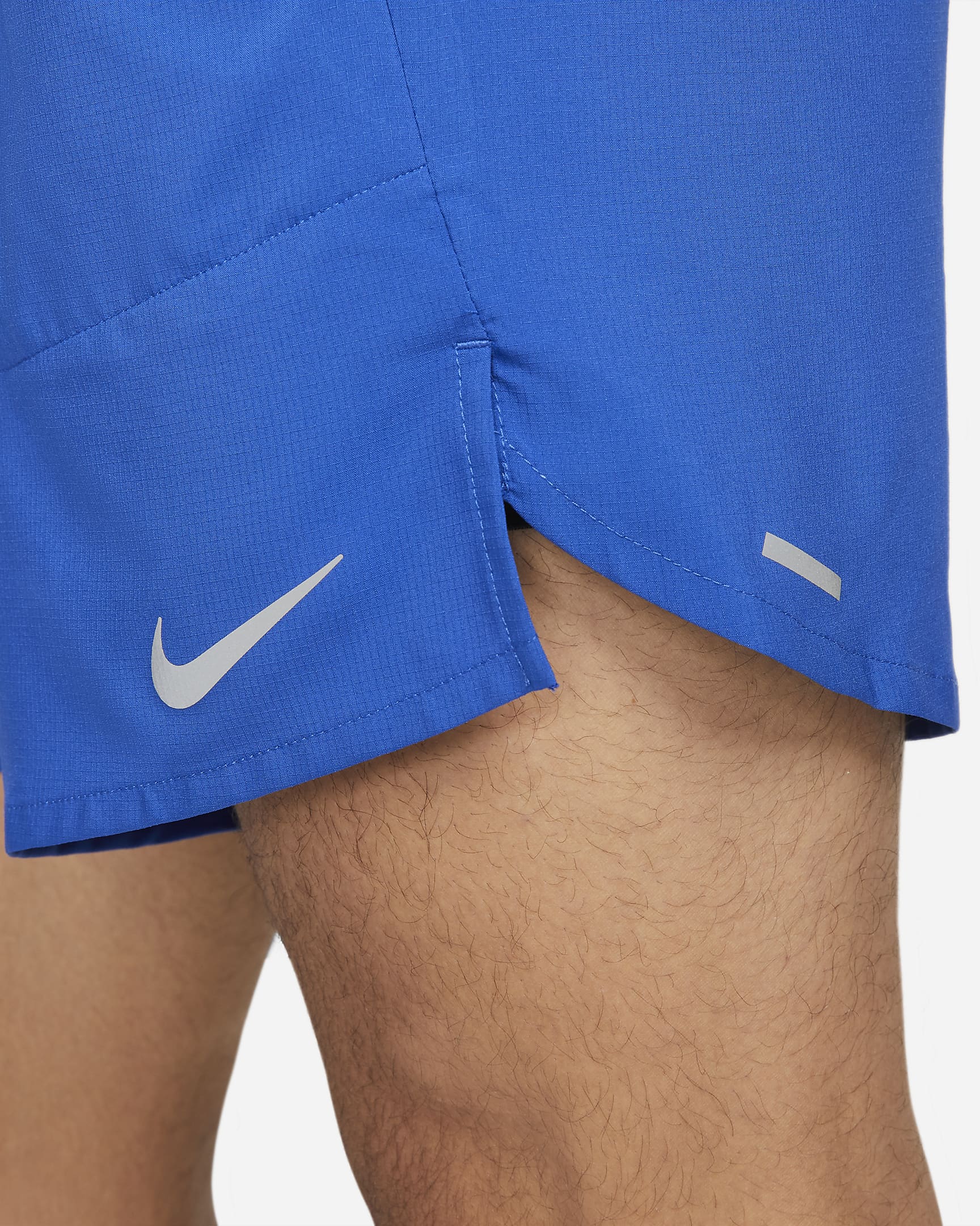 Męskie spodenki do biegania 2 w 1 18 cm Dri-FIT Nike Stride - Game Royal/Czerń/Czerń