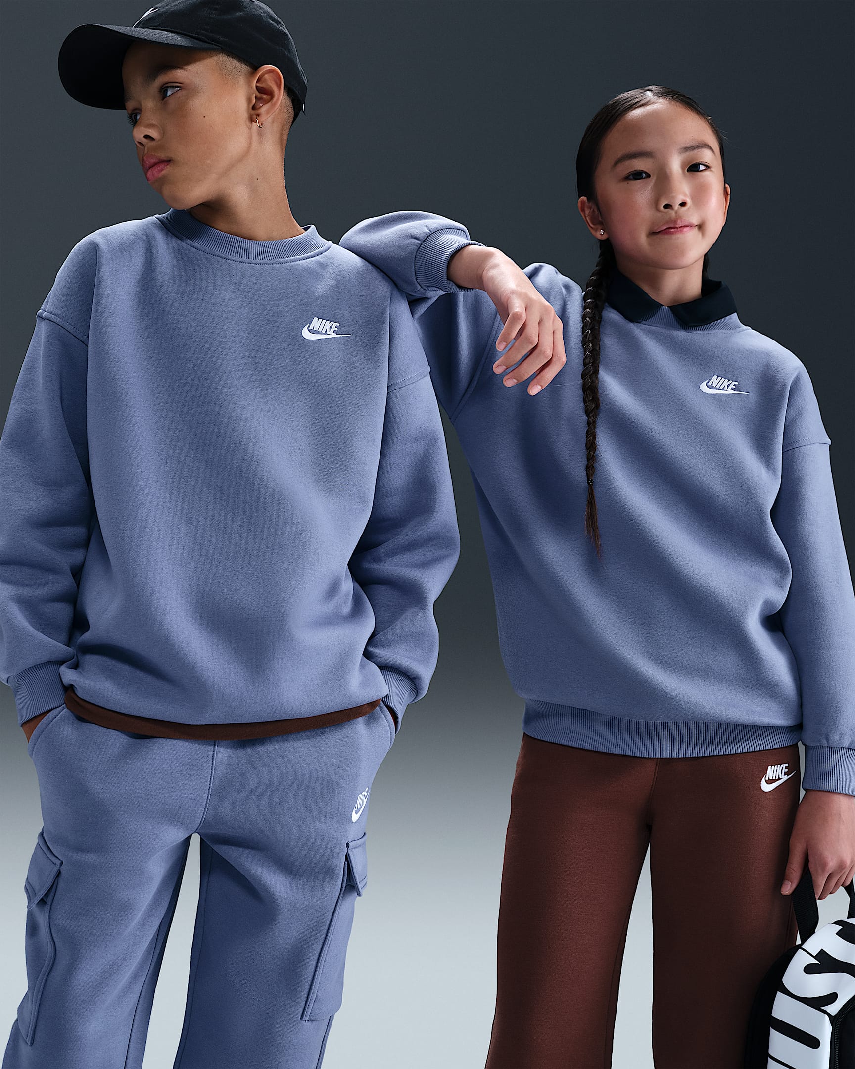 Nike Sportswear Club Fleece Big Kids' Oversized Sweatshirt - World Indigo/White