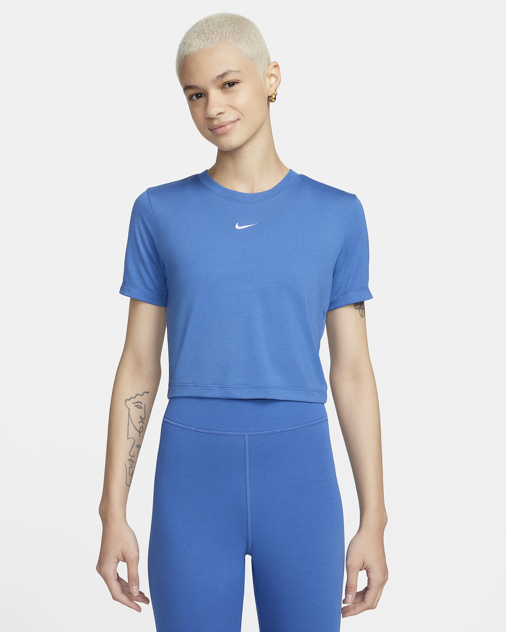 T-shirt recortada estreita Nike Sportswear Essential para mulher - Azul Star