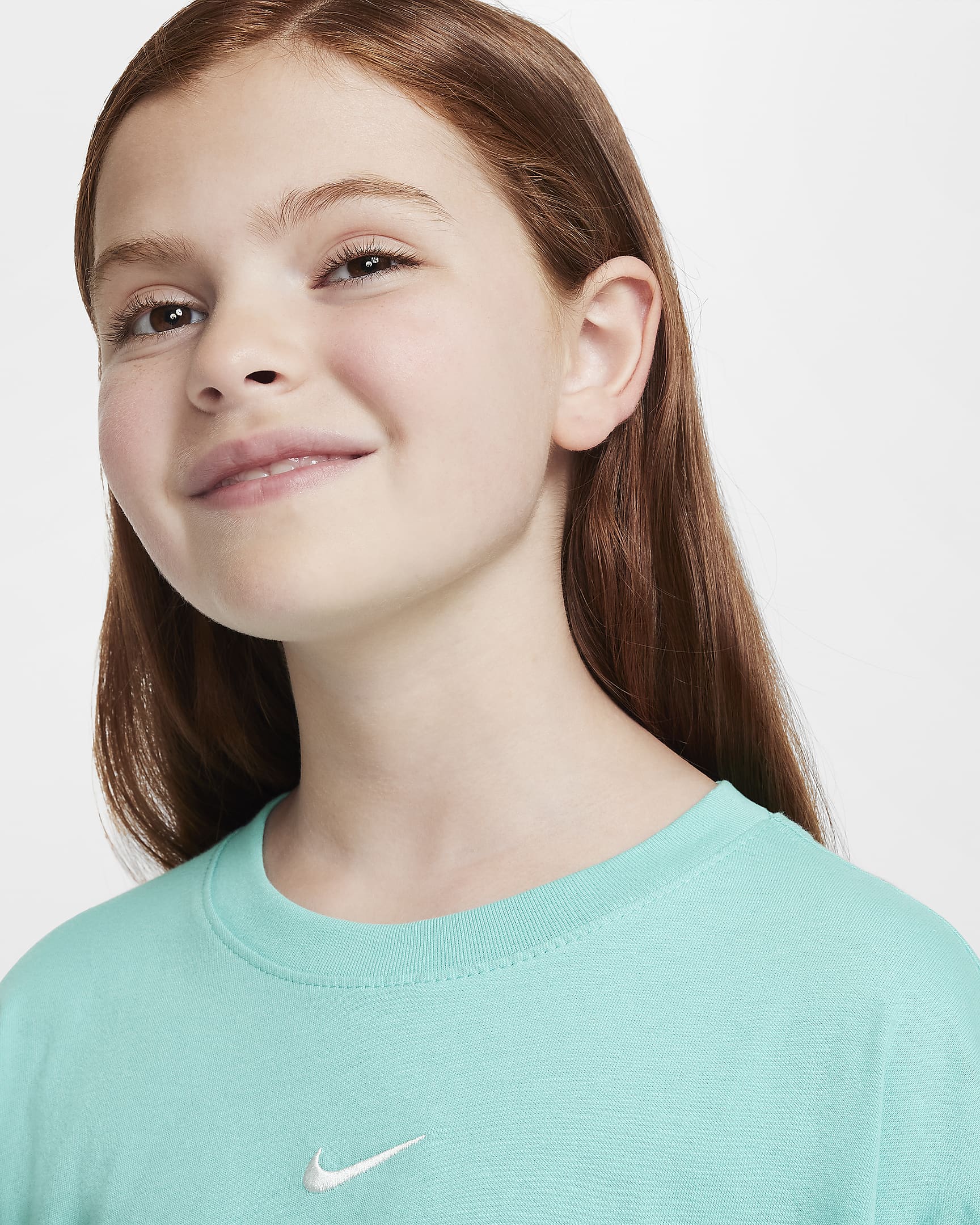 Nike Sportswear Essential T-shirt voor meisjes - Green Frost