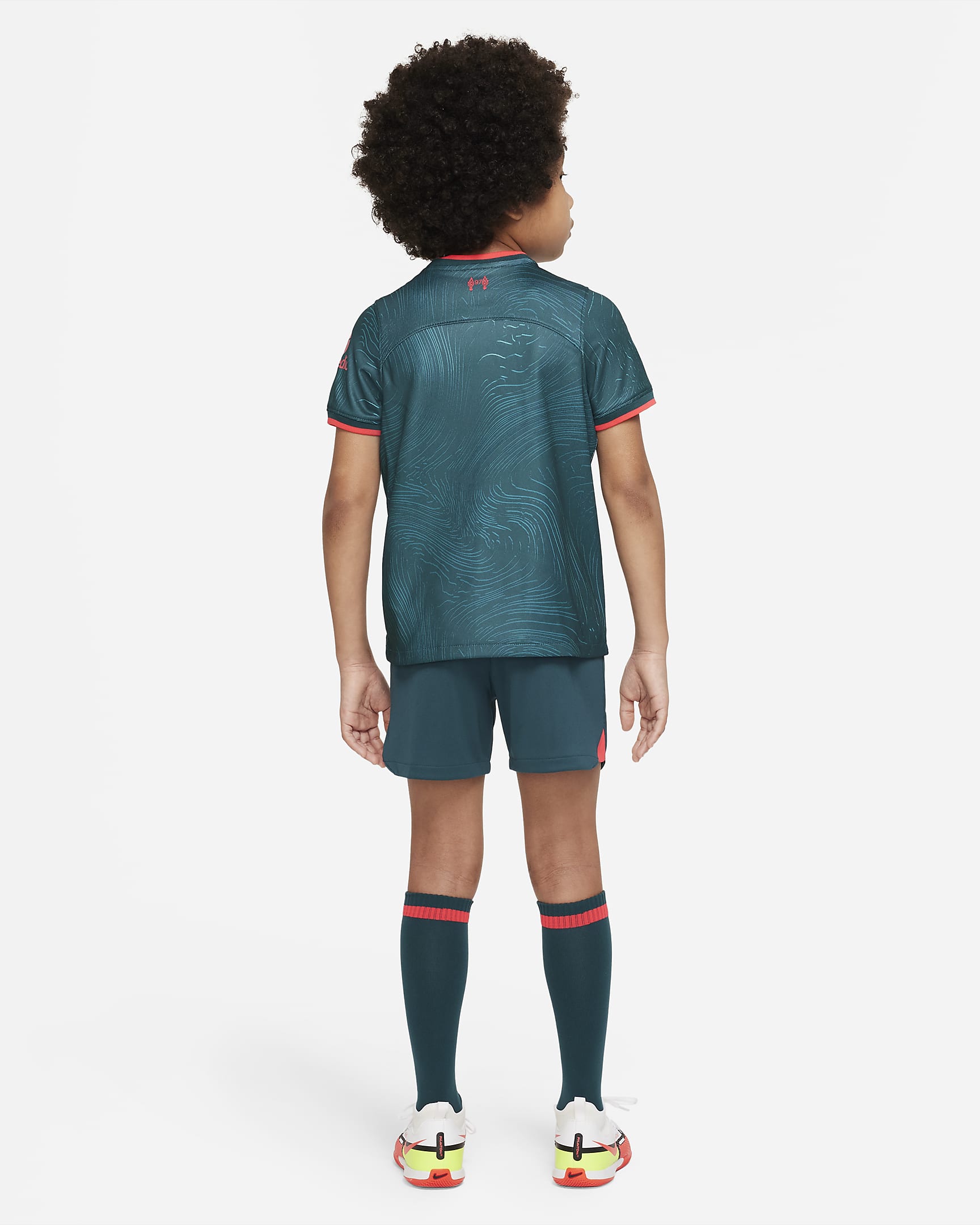 Liverpool F.C. 2022/23 Third Younger Kids' Nike Football Kit. Nike UK