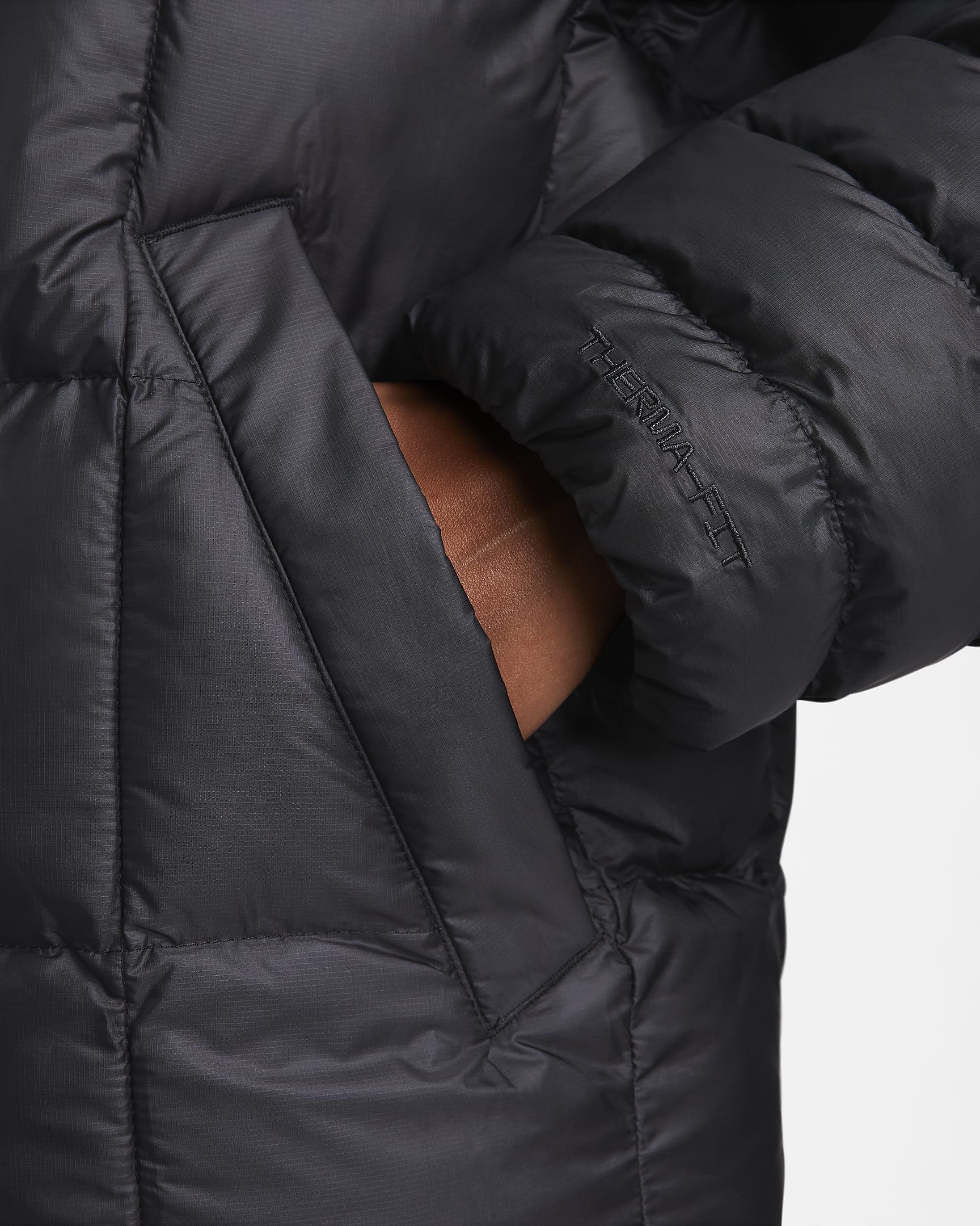 Nike Sportswear Swoosh Puffer PrimaLoft® Therma-FIT oversized damesjack met capuchon - Zwart/Wit