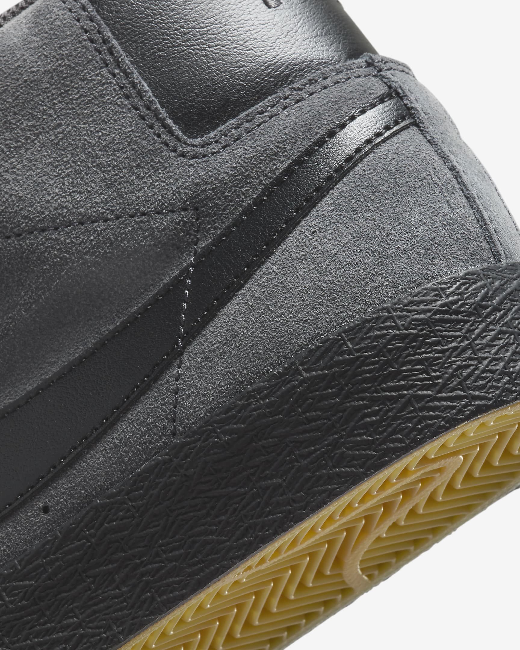 nike sb zoom blazer mid shoes