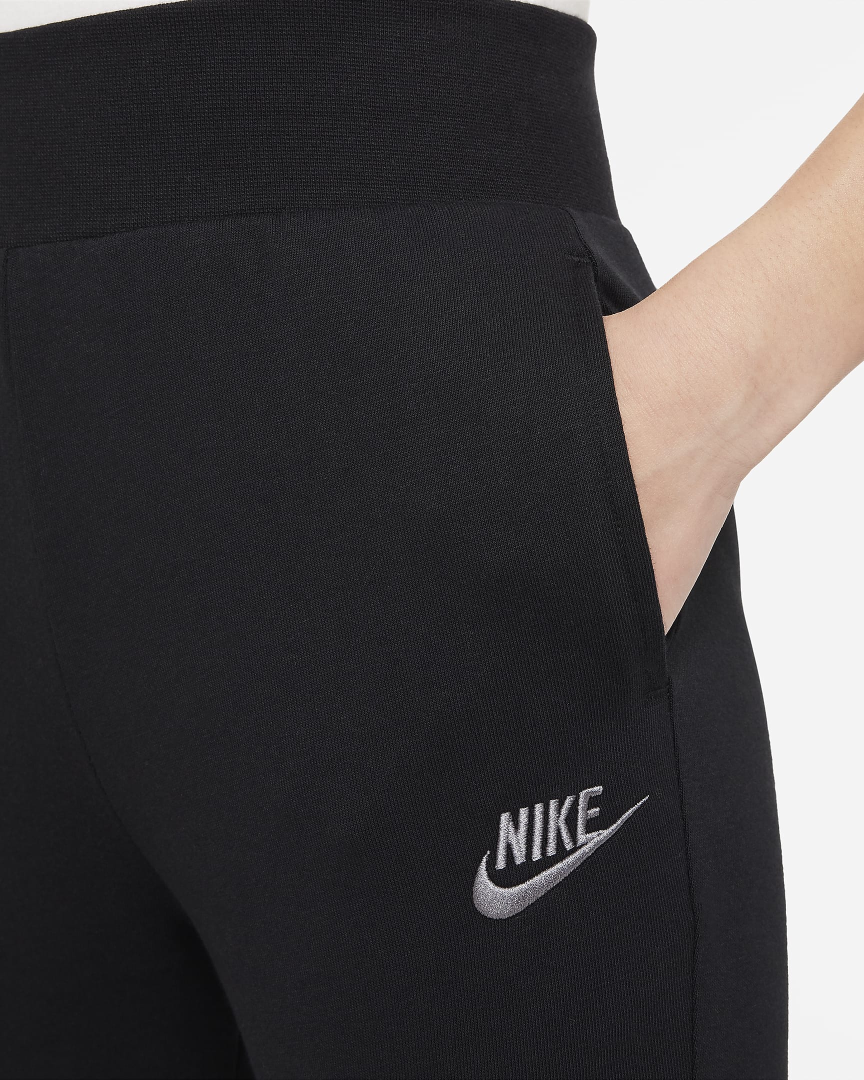 Nike Sportswear Older Kids' (Girls') Flared Trousers. Nike UK