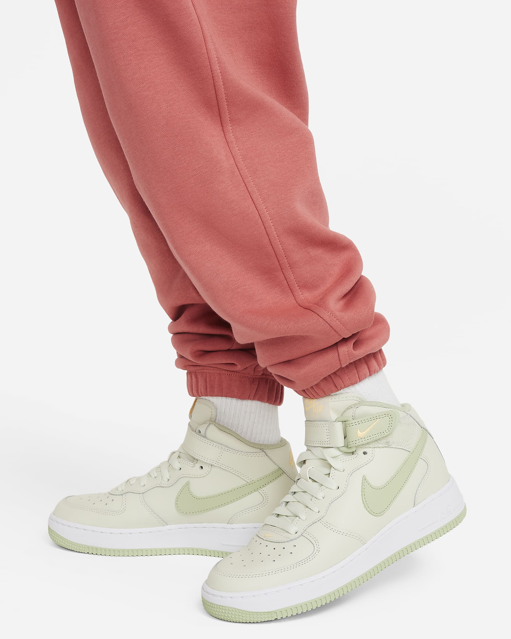Nike Sportswear Club Fleece Older Kids' (Girls') Loose Trousers. Nike UK
