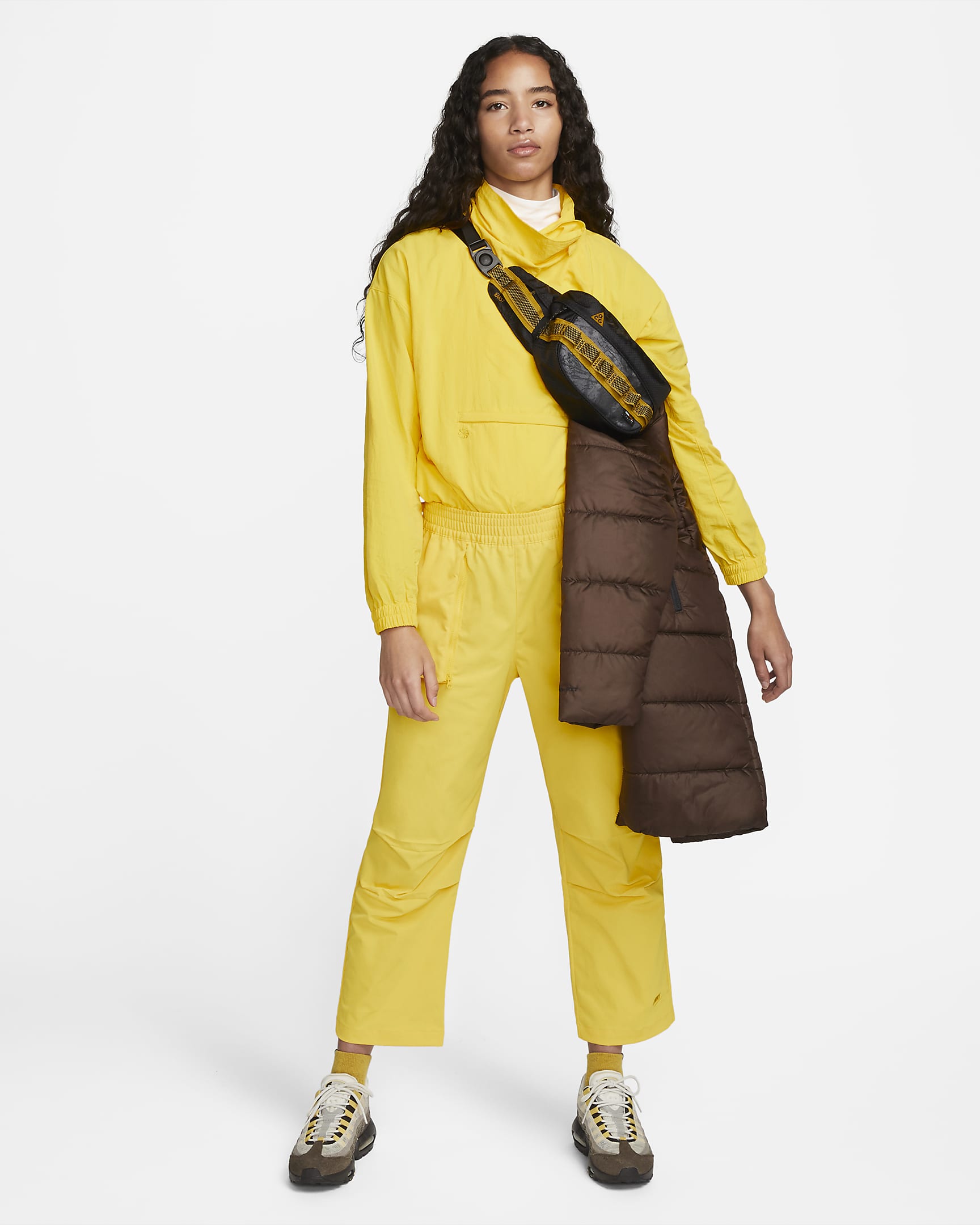 Nike Sportswear Dri-FIT Tech Pack Women's Mid-Rise Woven Trousers. Nike SA