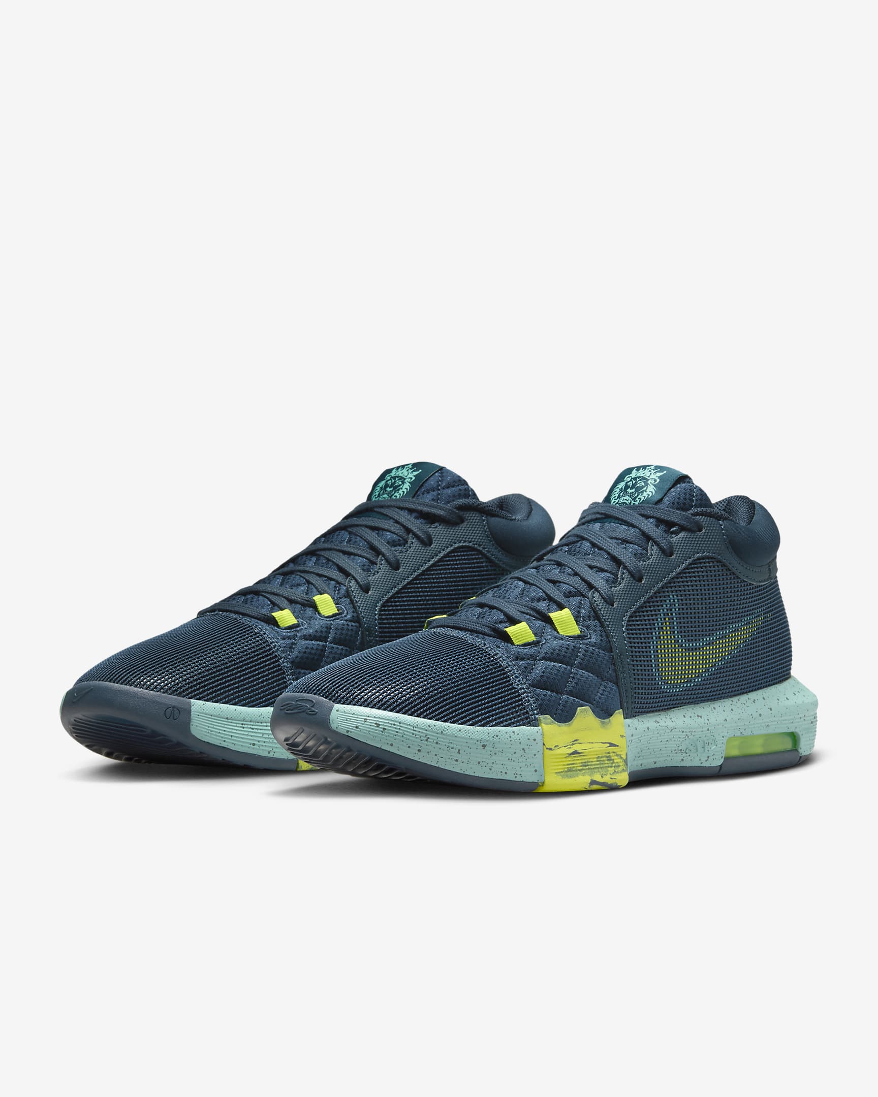 LeBron Witness 8 Basketbol Ayakkabısı - Armory Navy/Green Frost/Bicoastal/Cyber