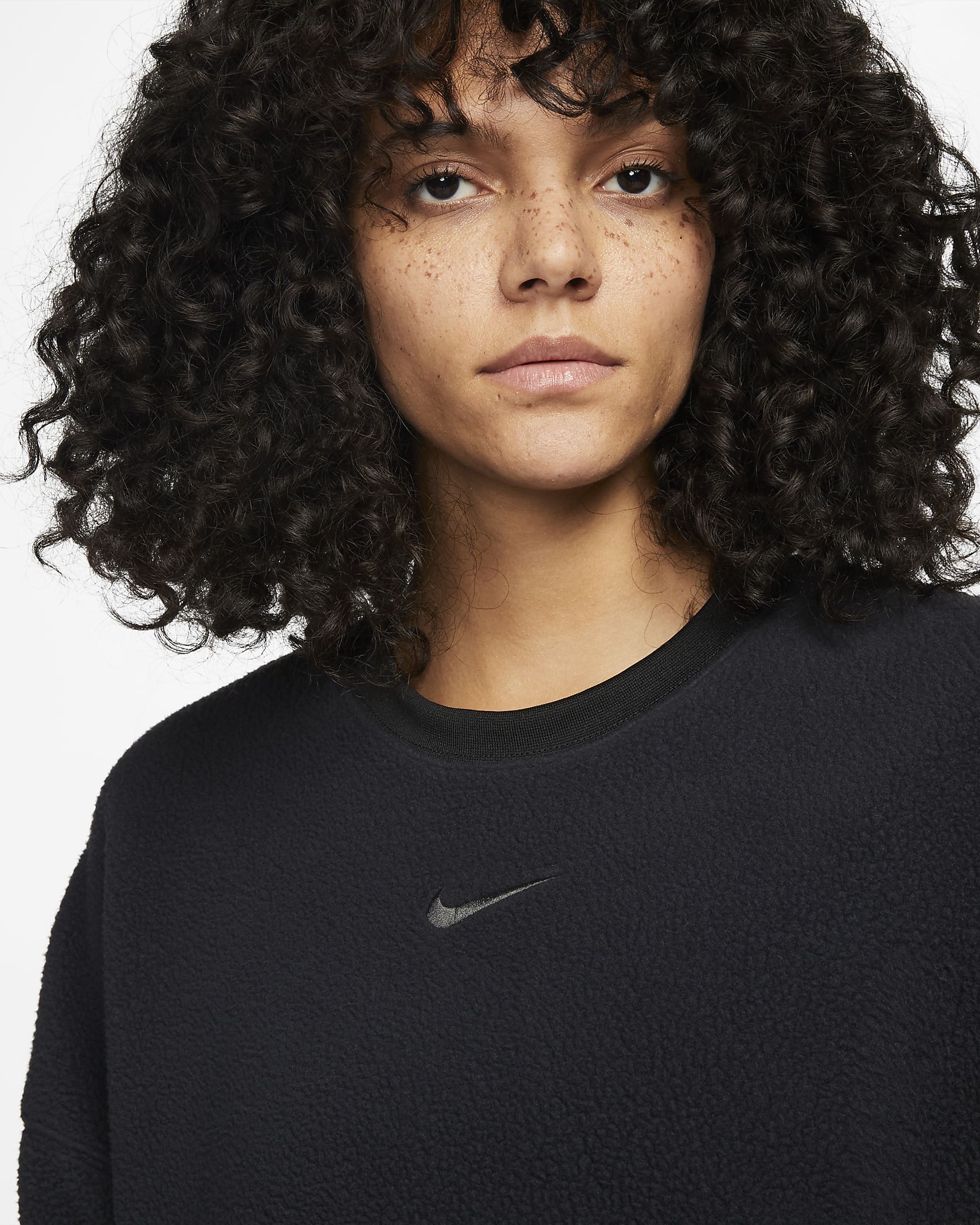 crew neck nike sweatshirt womens