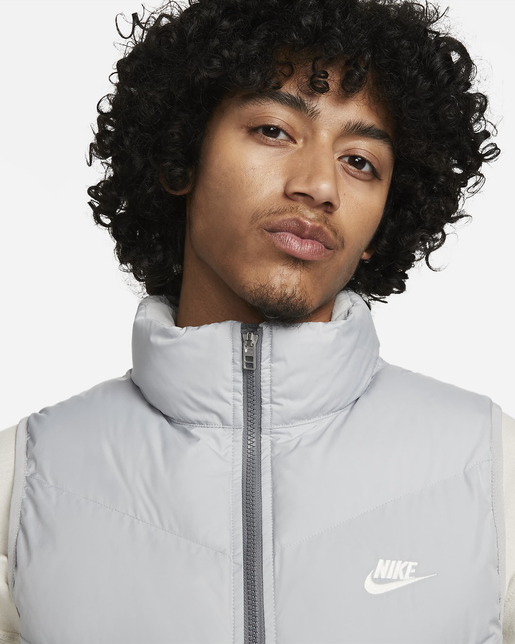 Nike Storm-FIT Windrunner Men's Insulated Vest. Nike.com