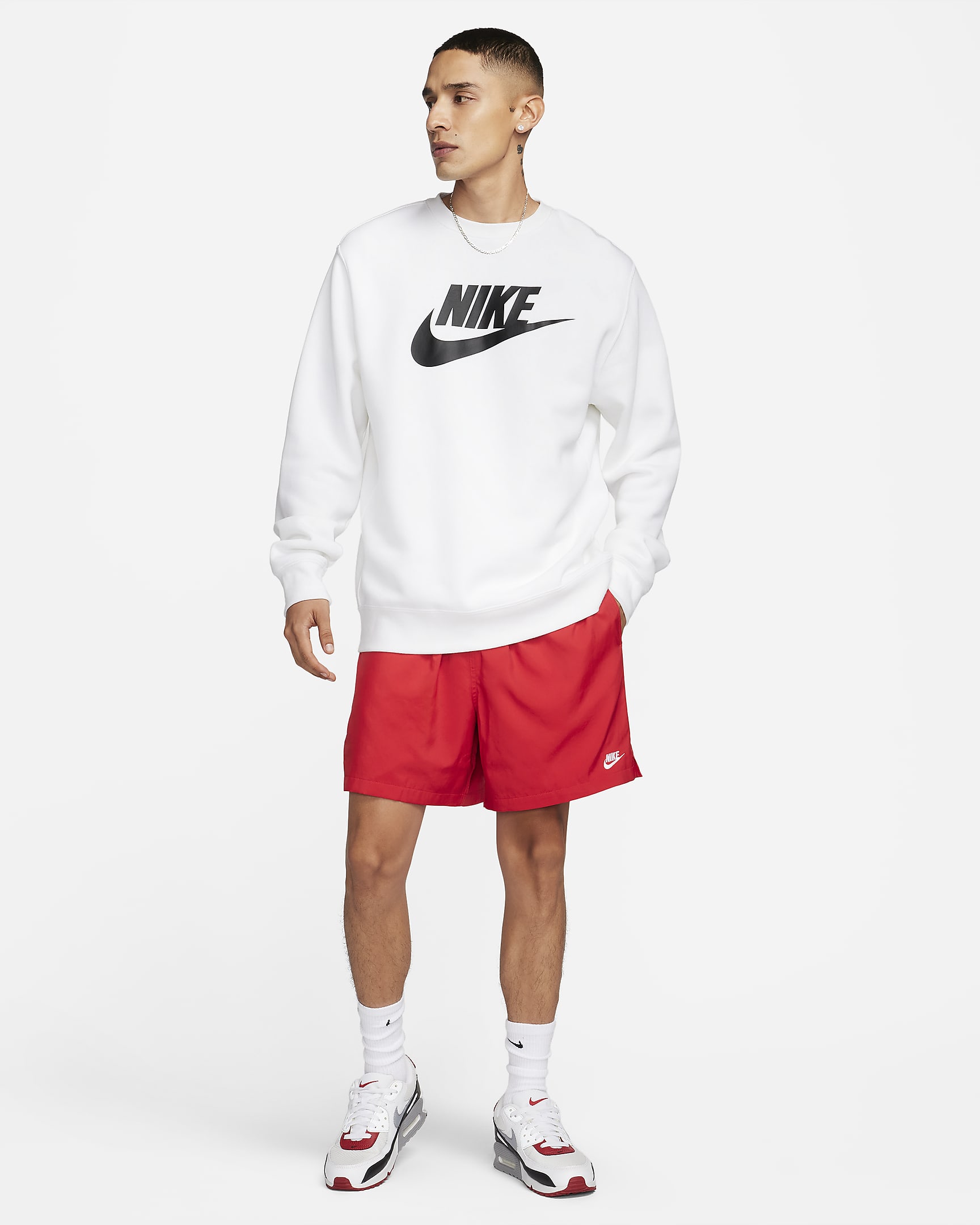 Vævede Nike Club-flow-shorts til mænd - University Red/hvid